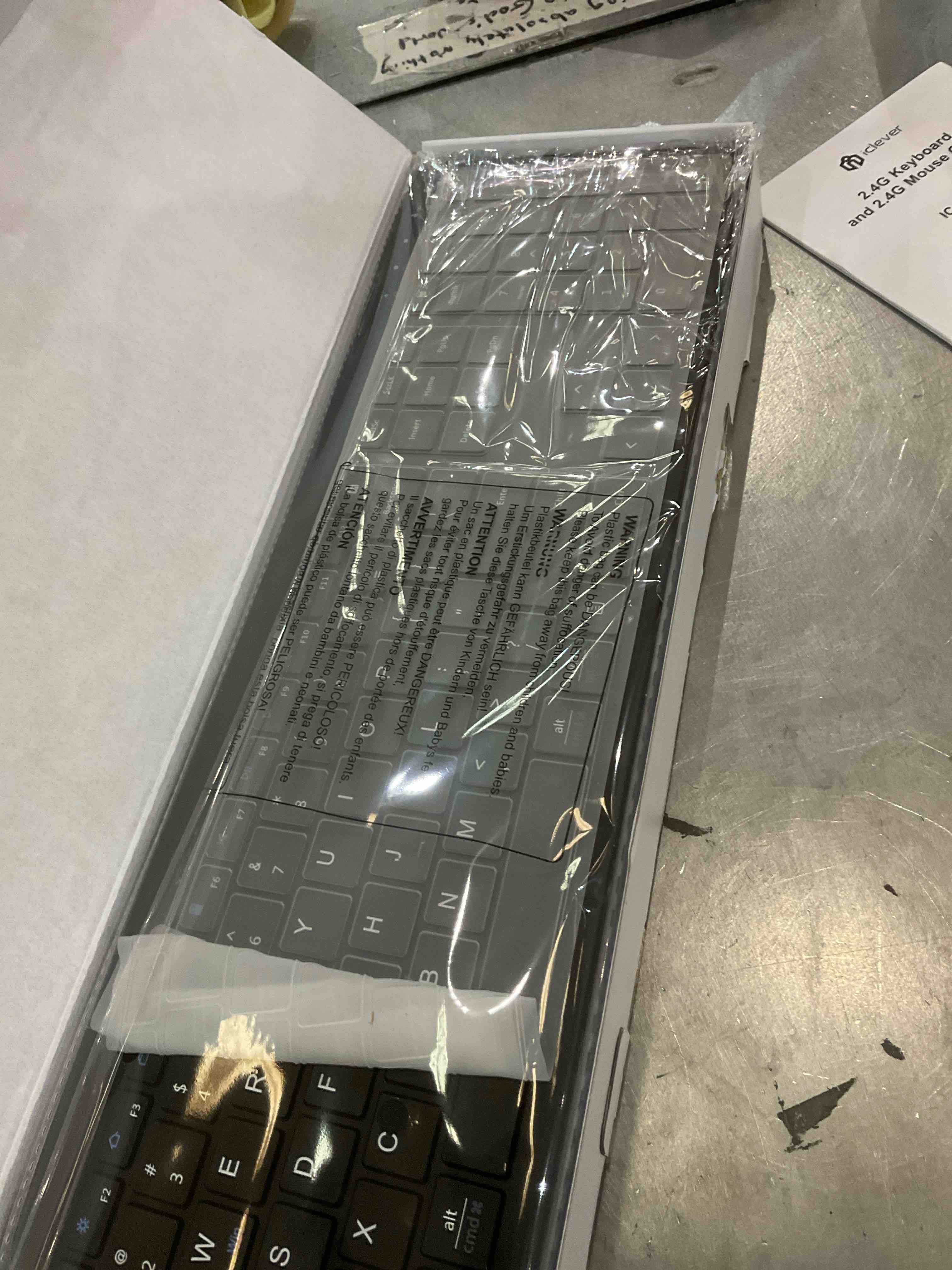 keyboard and 2.4G mouse combo