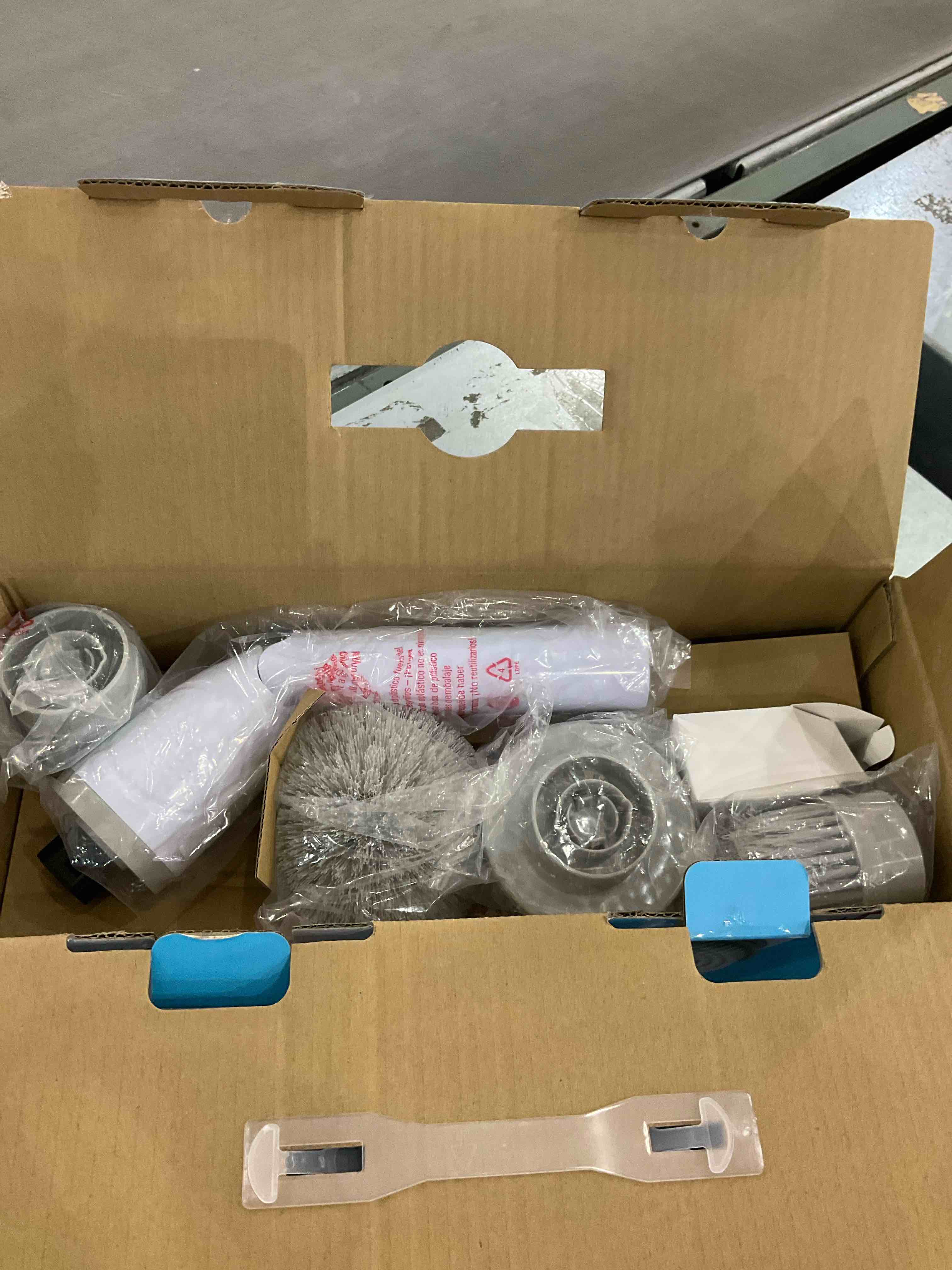 https://s3.amazonaws.com/lotting-images-prod/BargainHunt/EXS00442121_1712675218730.jpeg