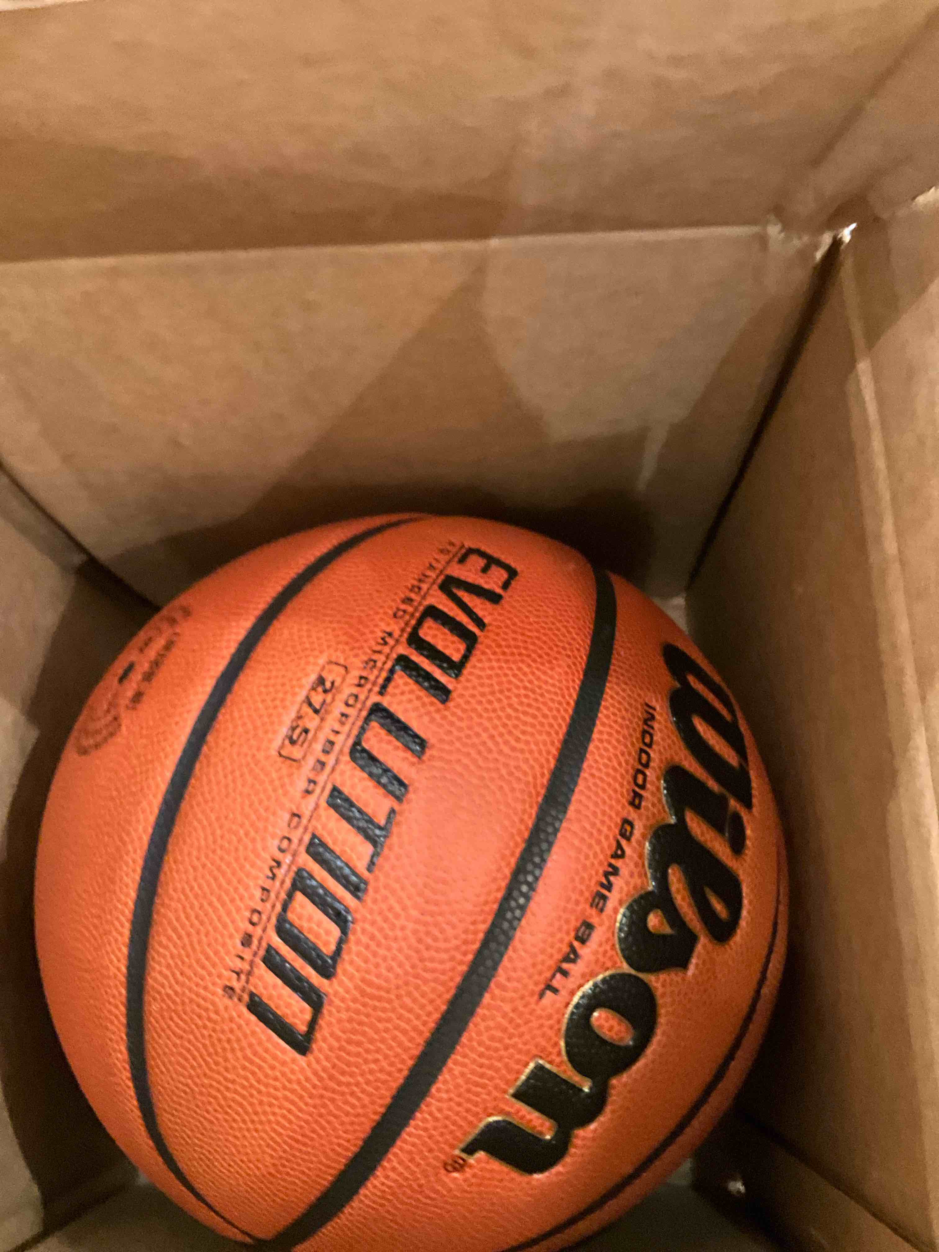 https://s3.amazonaws.com/lotting-images-prod/BargainHunt/EXS00442199_1716302886595.jpeg