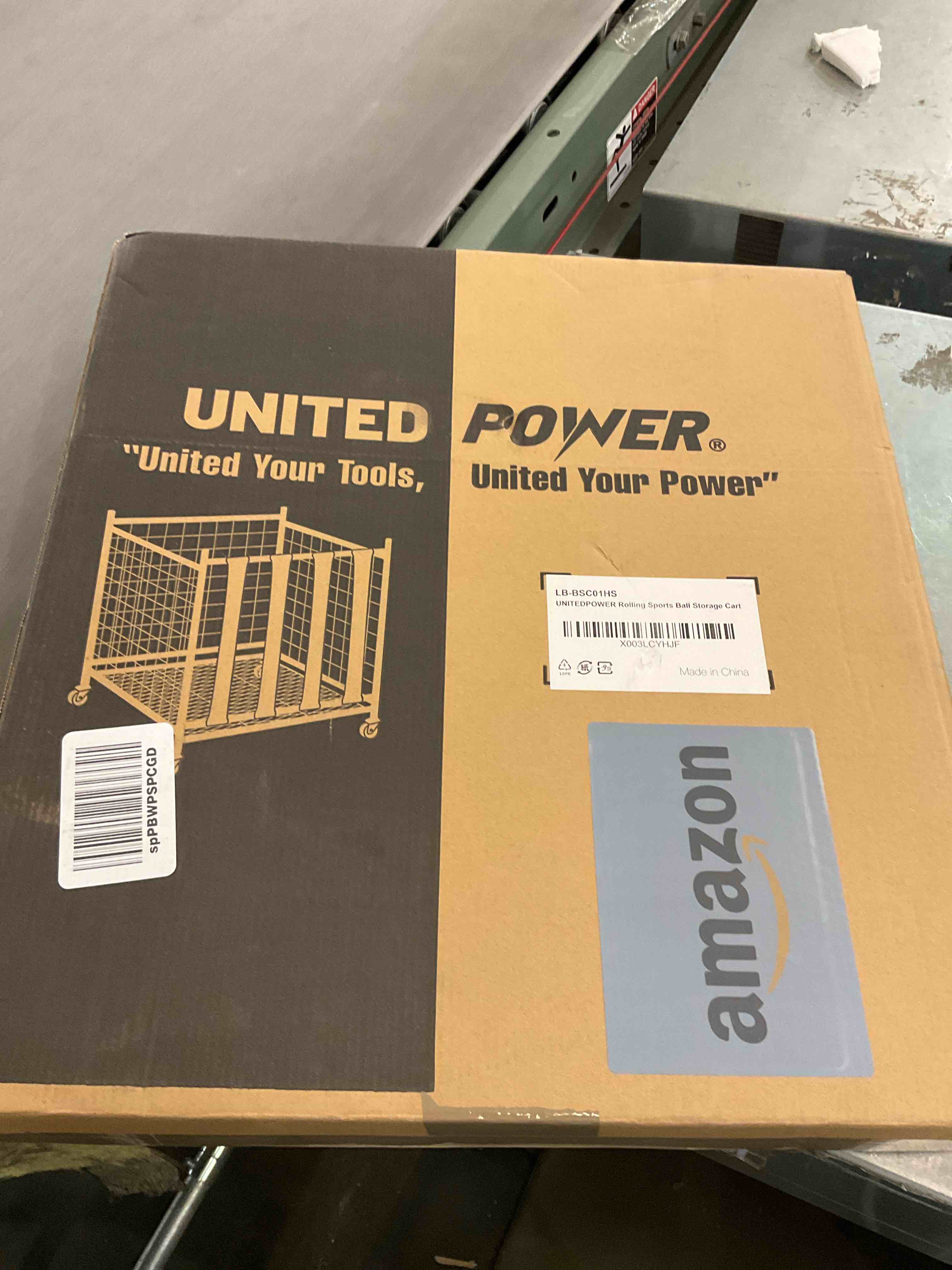 https://s3.amazonaws.com/lotting-images-prod/BargainHunt/EXS00442234_1716306913538.jpeg