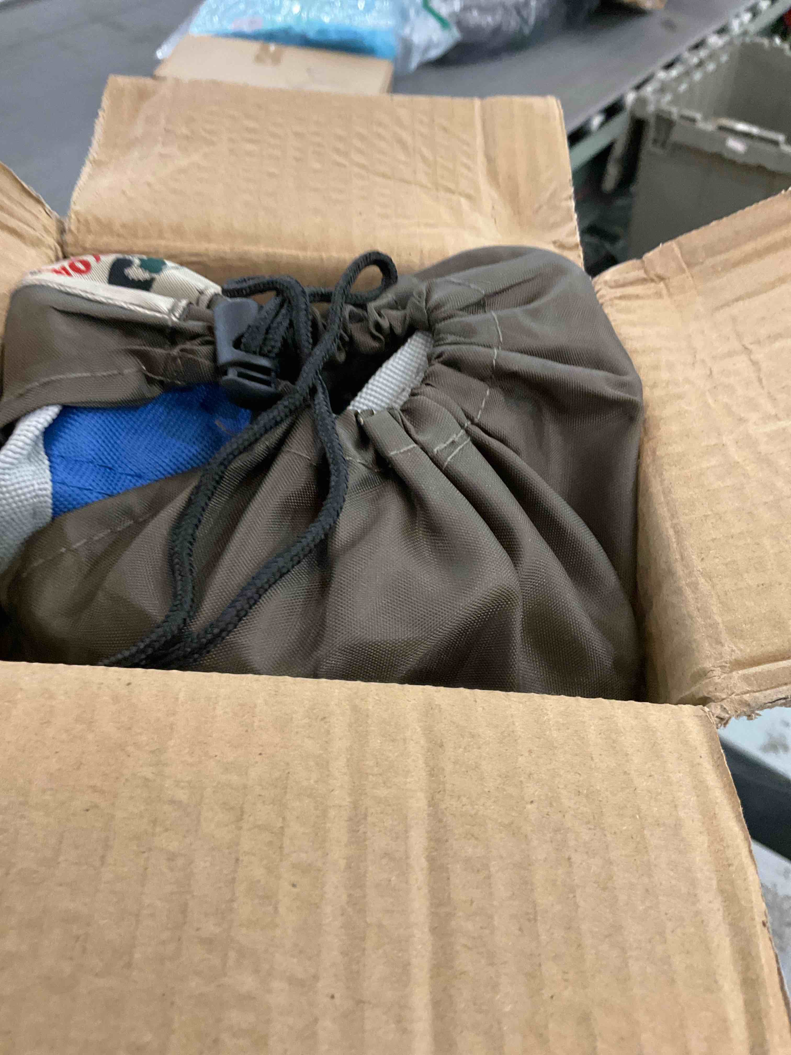https://s3.amazonaws.com/lotting-images-prod/BargainHunt/EXS00442245_1716311432235.jpeg