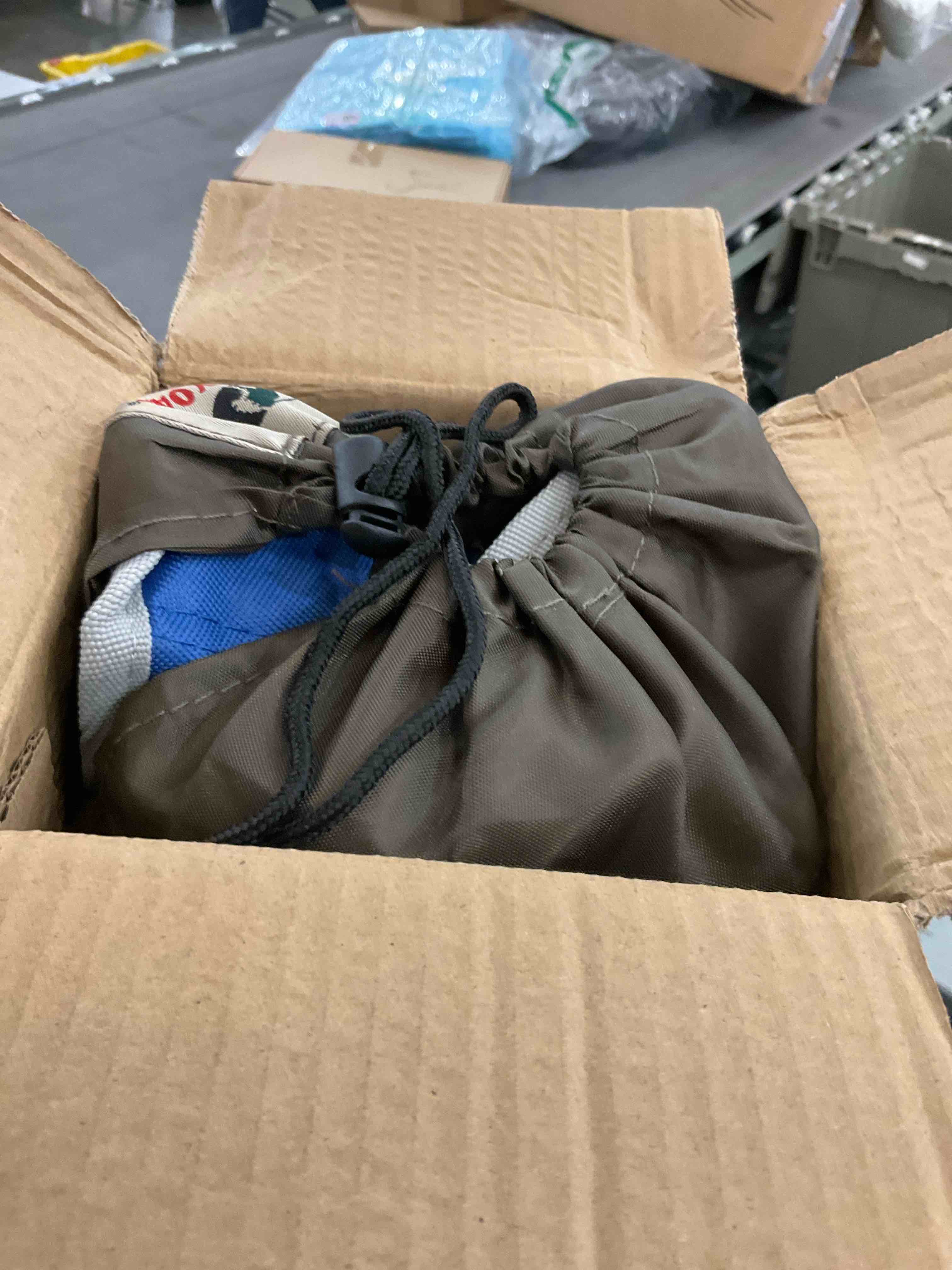 https://s3.amazonaws.com/lotting-images-prod/BargainHunt/EXS00442245_1716311433130.jpeg