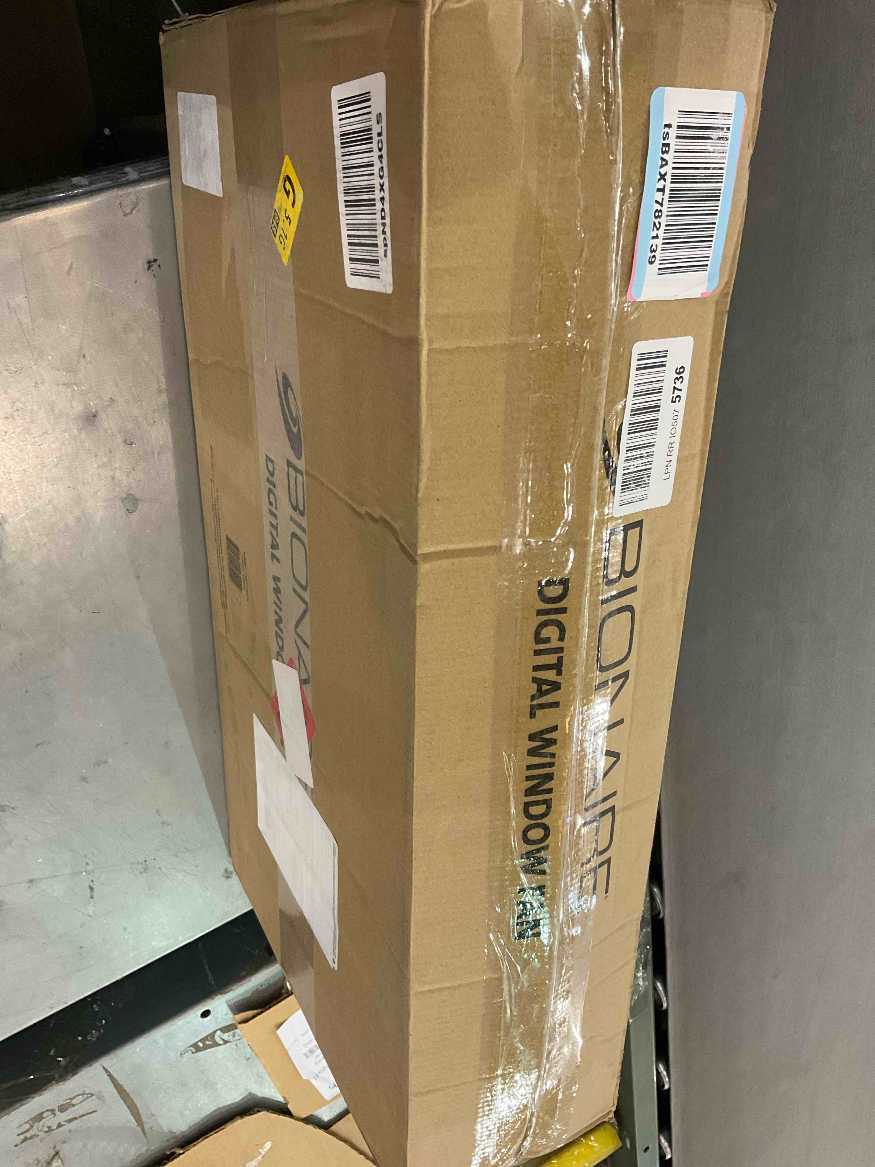 Comfort Zone Twin Window Fan with Reversible Airflow Control, 9 inch, Auto-Locking Expanders, 2 Speed Fan, Dual Fan, Exhaust, Airflow 9.84 ft/sec, Ideal for Home, Kitchen, Bedroom & Office, CZ319WT