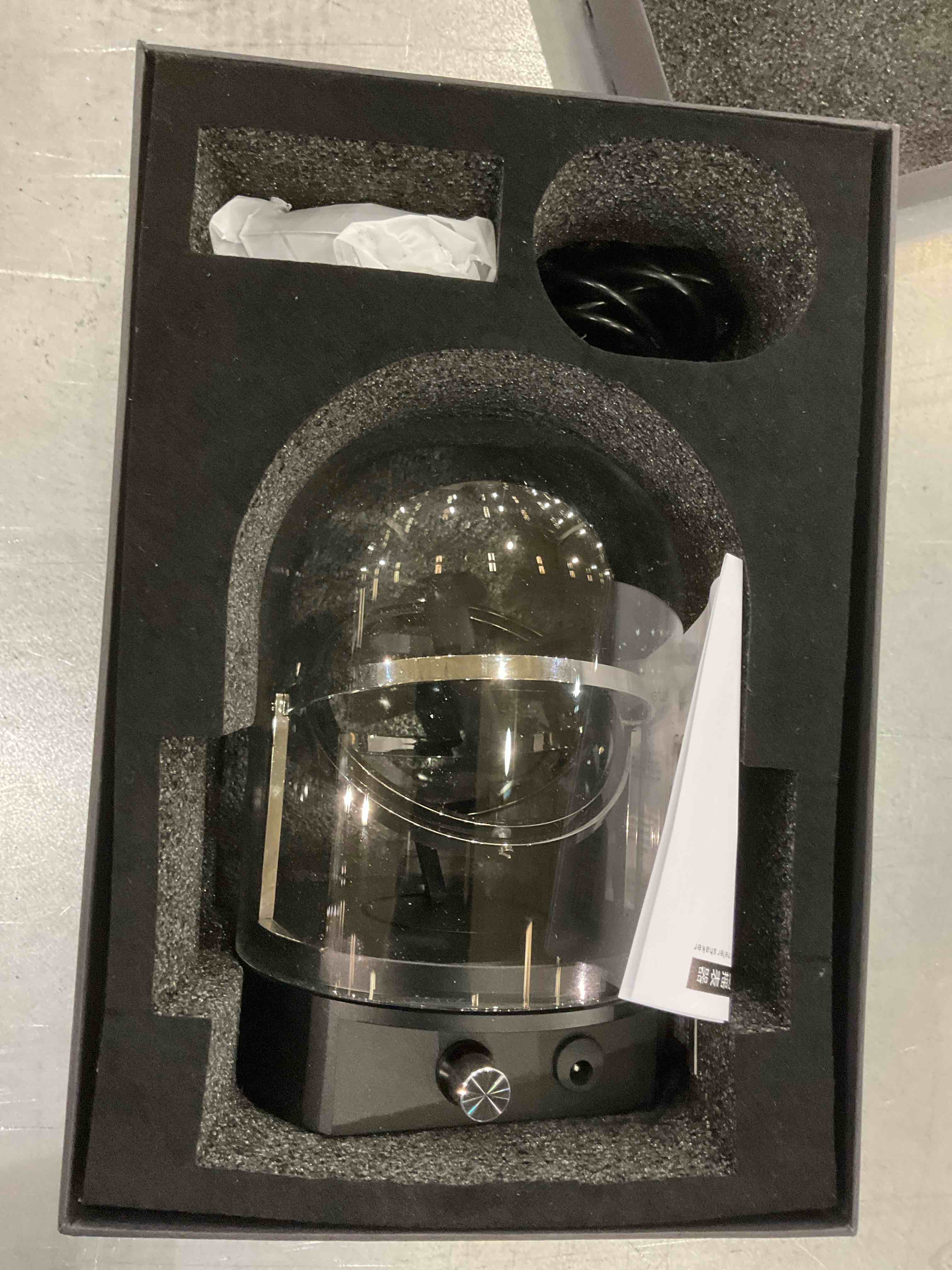 https://s3.amazonaws.com/lotting-images-prod/BargainHunt/EXS00442777_1709754734722.jpeg