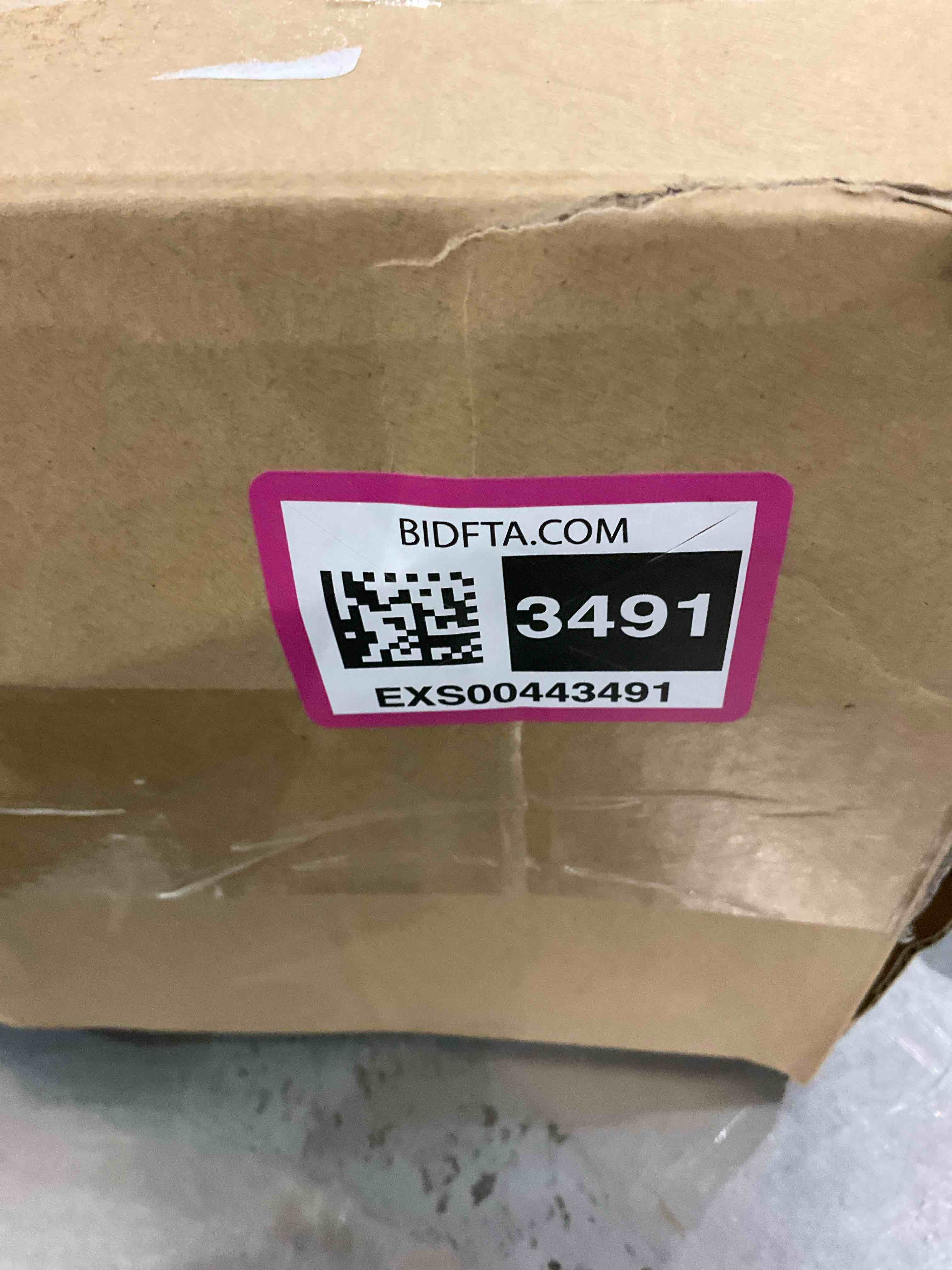 https://s3.amazonaws.com/lotting-images-prod/BargainHunt/EXS00443491_1711716051854.jpeg
