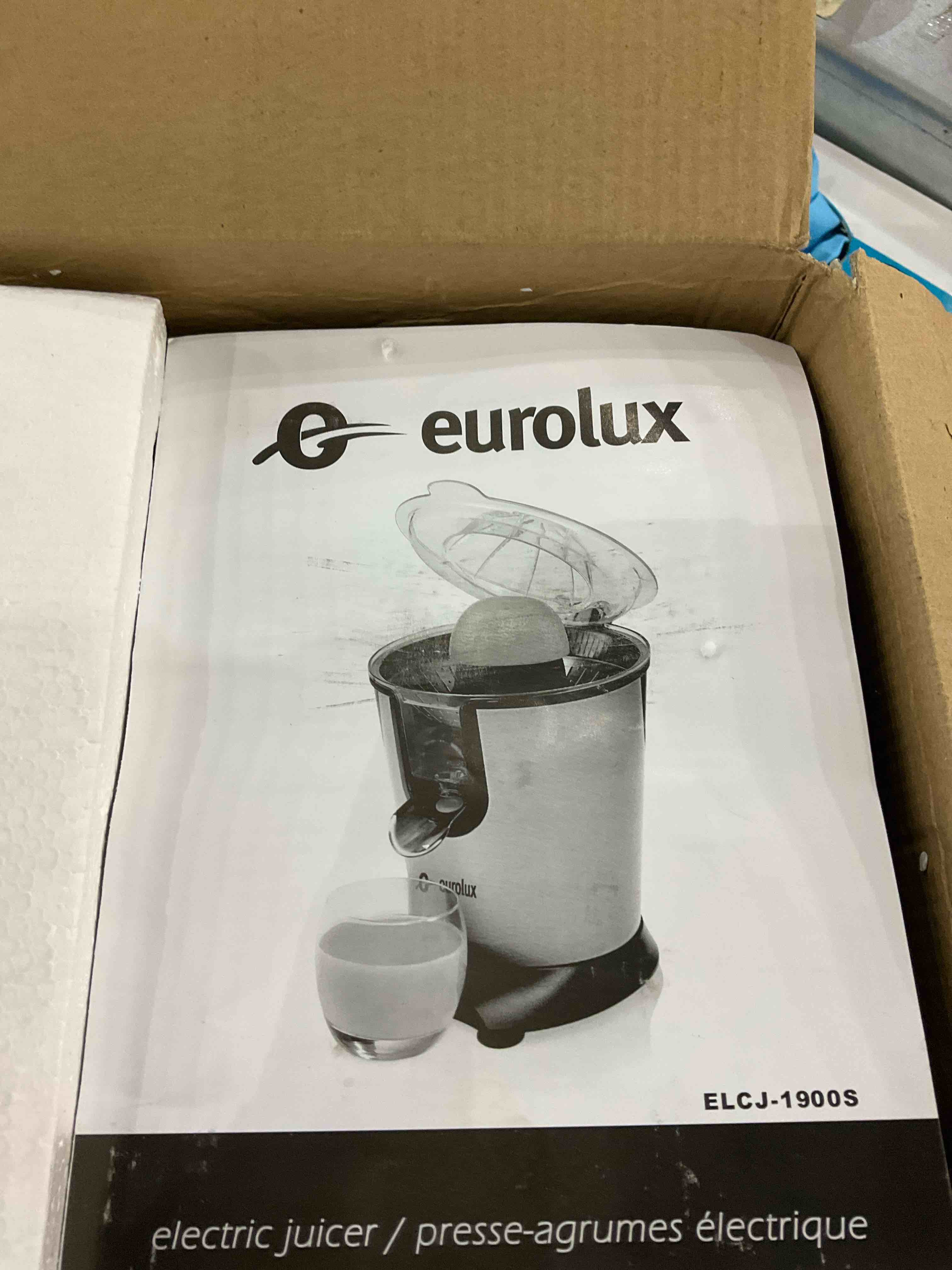 https://s3.amazonaws.com/lotting-images-prod/BargainHunt/EXS00444799_1710850724814.jpeg