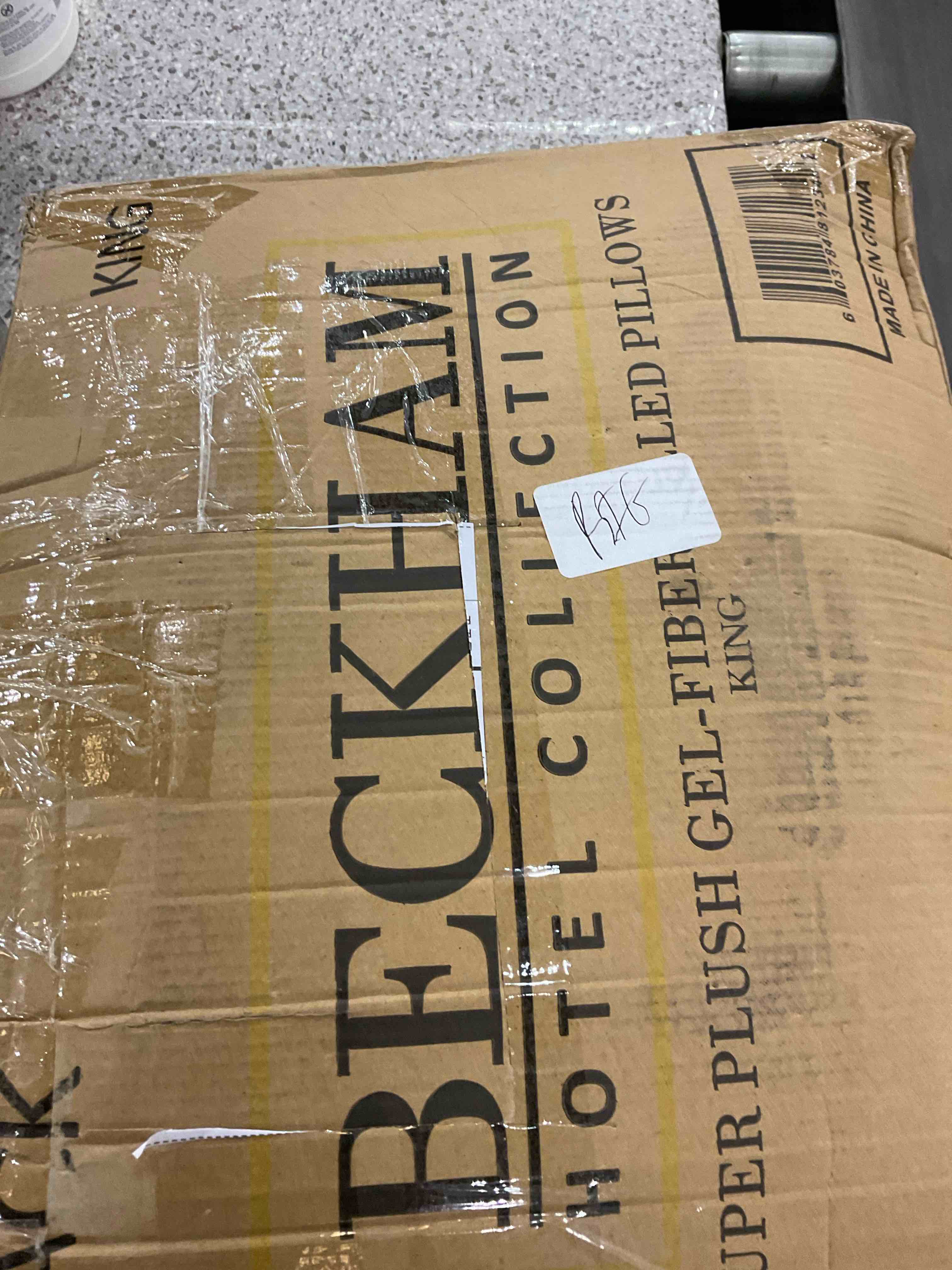 https://s3.amazonaws.com/lotting-images-prod/BargainHunt/EXS00445382_1710253982210.jpeg