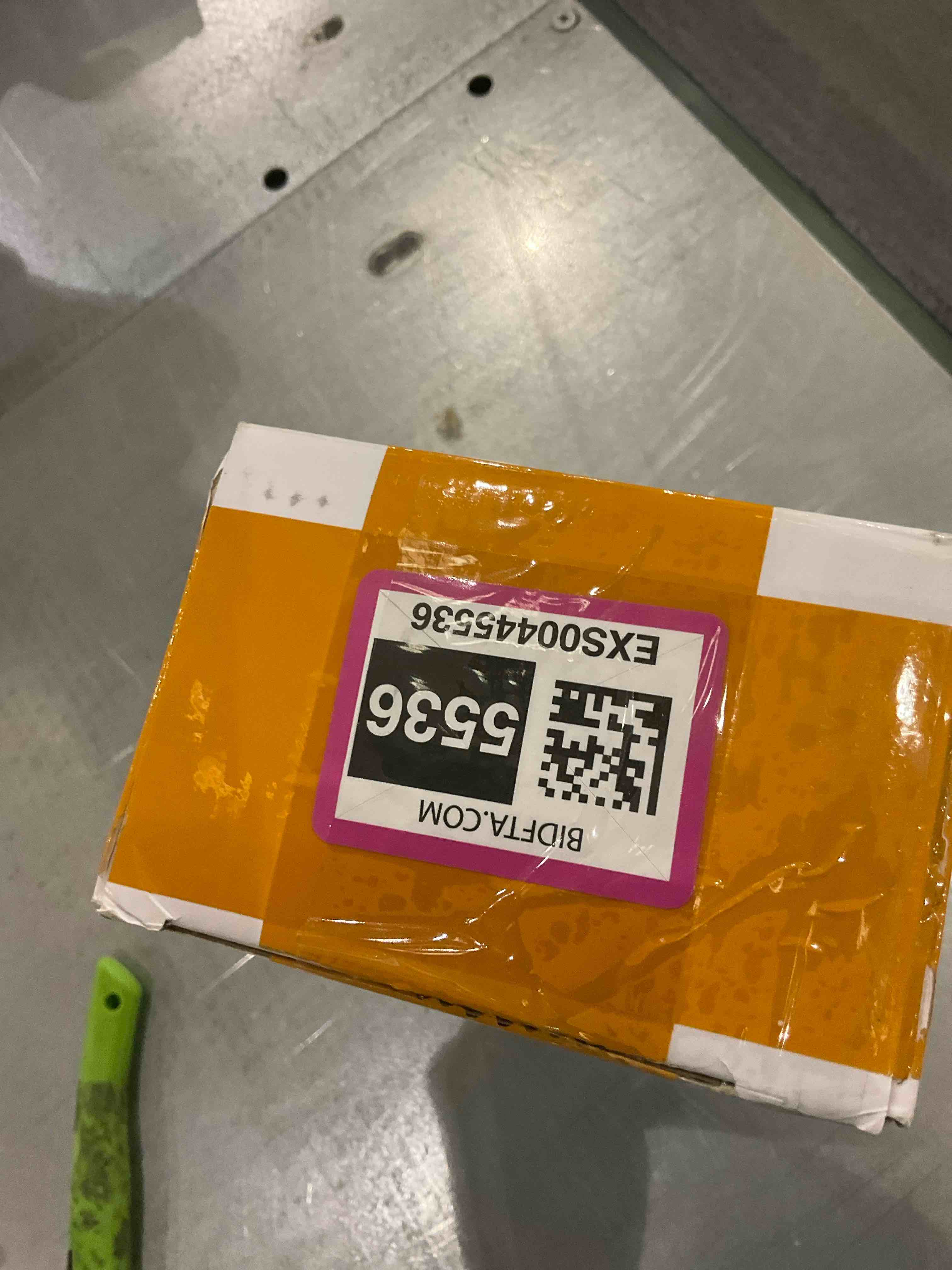 https://s3.amazonaws.com/lotting-images-prod/BargainHunt/EXS00445536_1709754317532.jpeg