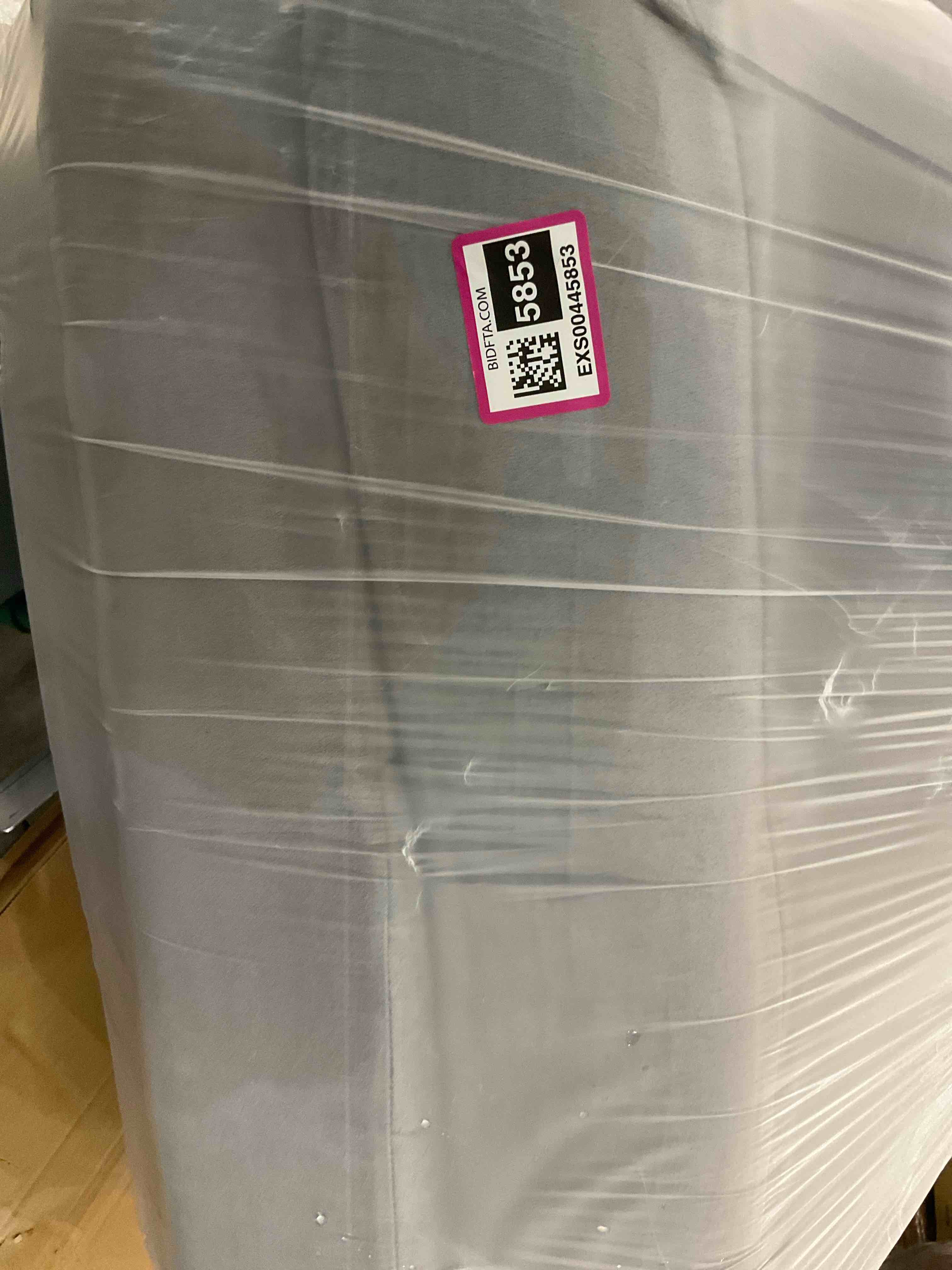 https://s3.amazonaws.com/lotting-images-prod/BargainHunt/EXS00445853_1710268643840.jpeg