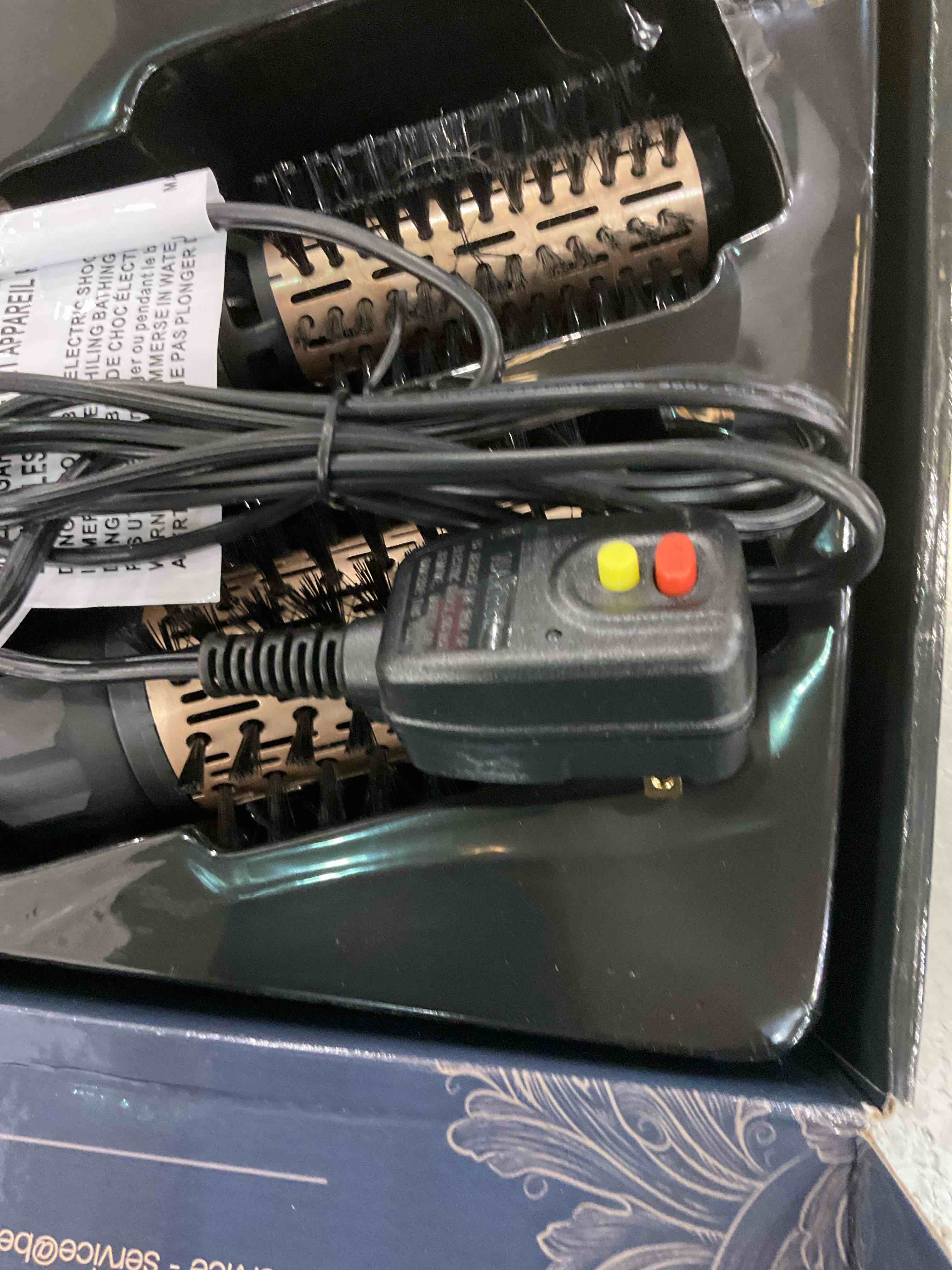 https://s3.amazonaws.com/lotting-images-prod/BargainHunt/EXS00446671_1709826759421.jpeg