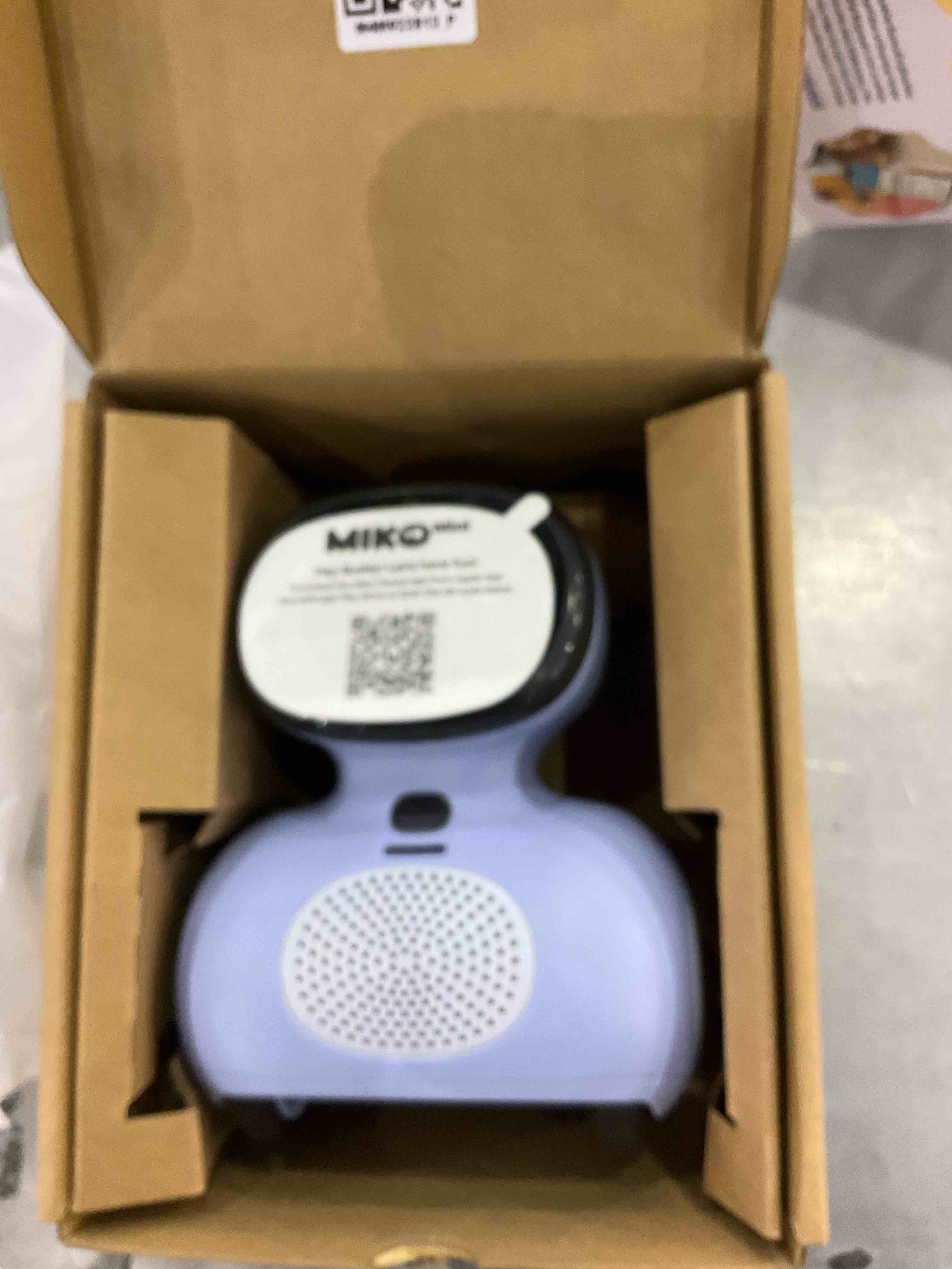 https://s3.amazonaws.com/lotting-images-prod/BargainHunt/EXS00446678_1710419466121.jpeg