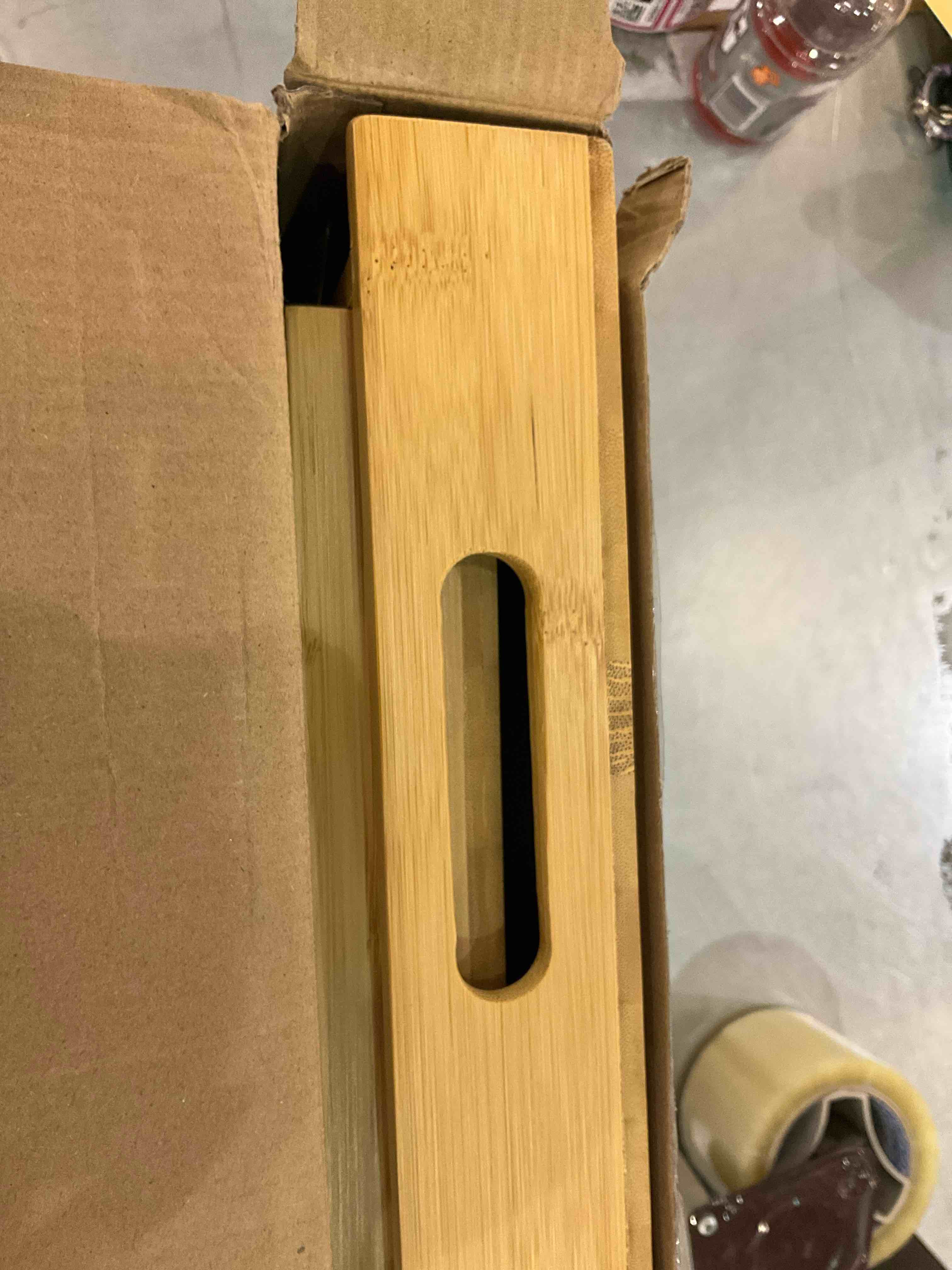 https://s3.amazonaws.com/lotting-images-prod/BargainHunt/EXS00446710_1710252837613.jpeg