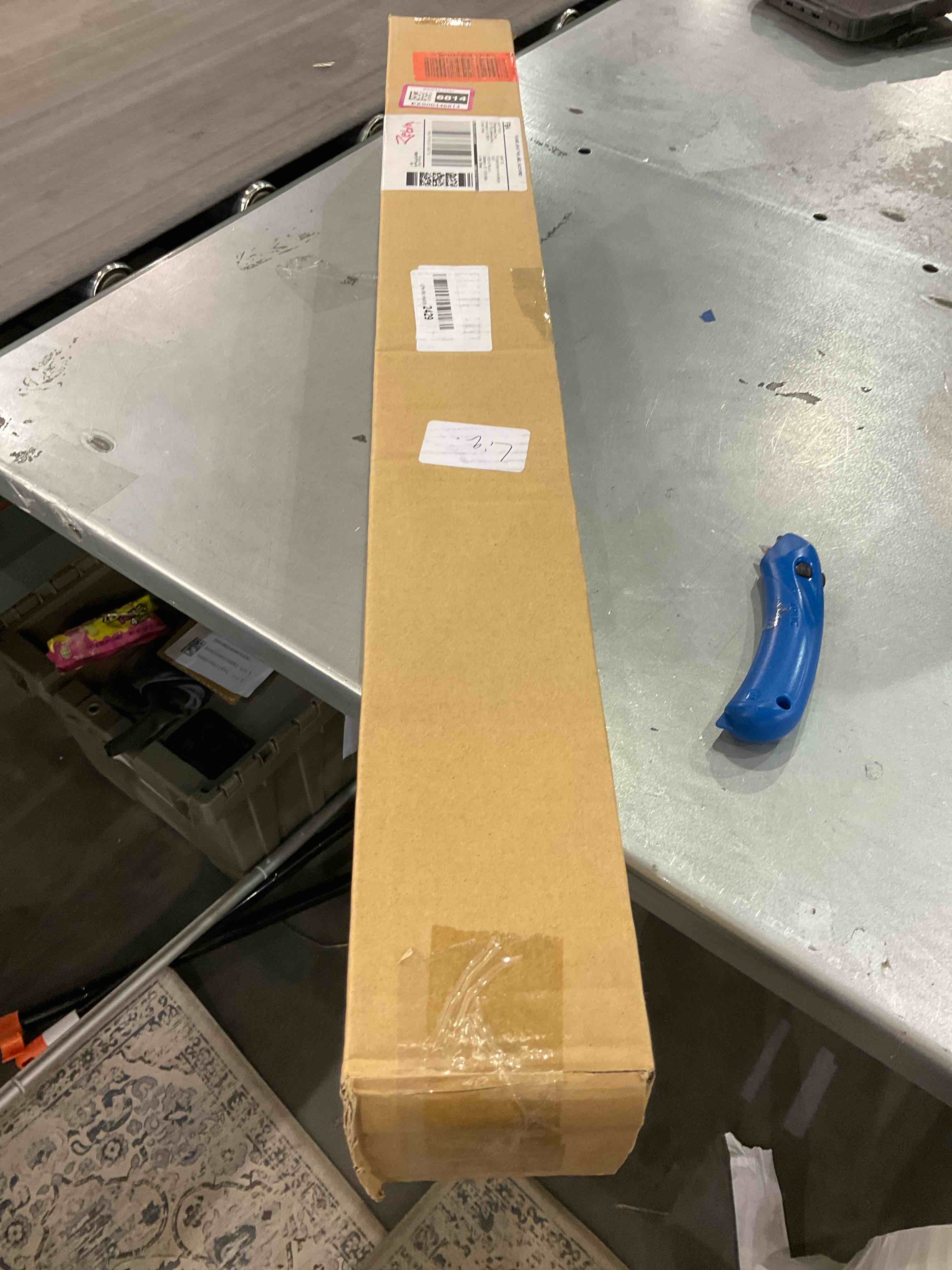 https://s3.amazonaws.com/lotting-images-prod/BargainHunt/EXS00446814_1710161036428.jpeg