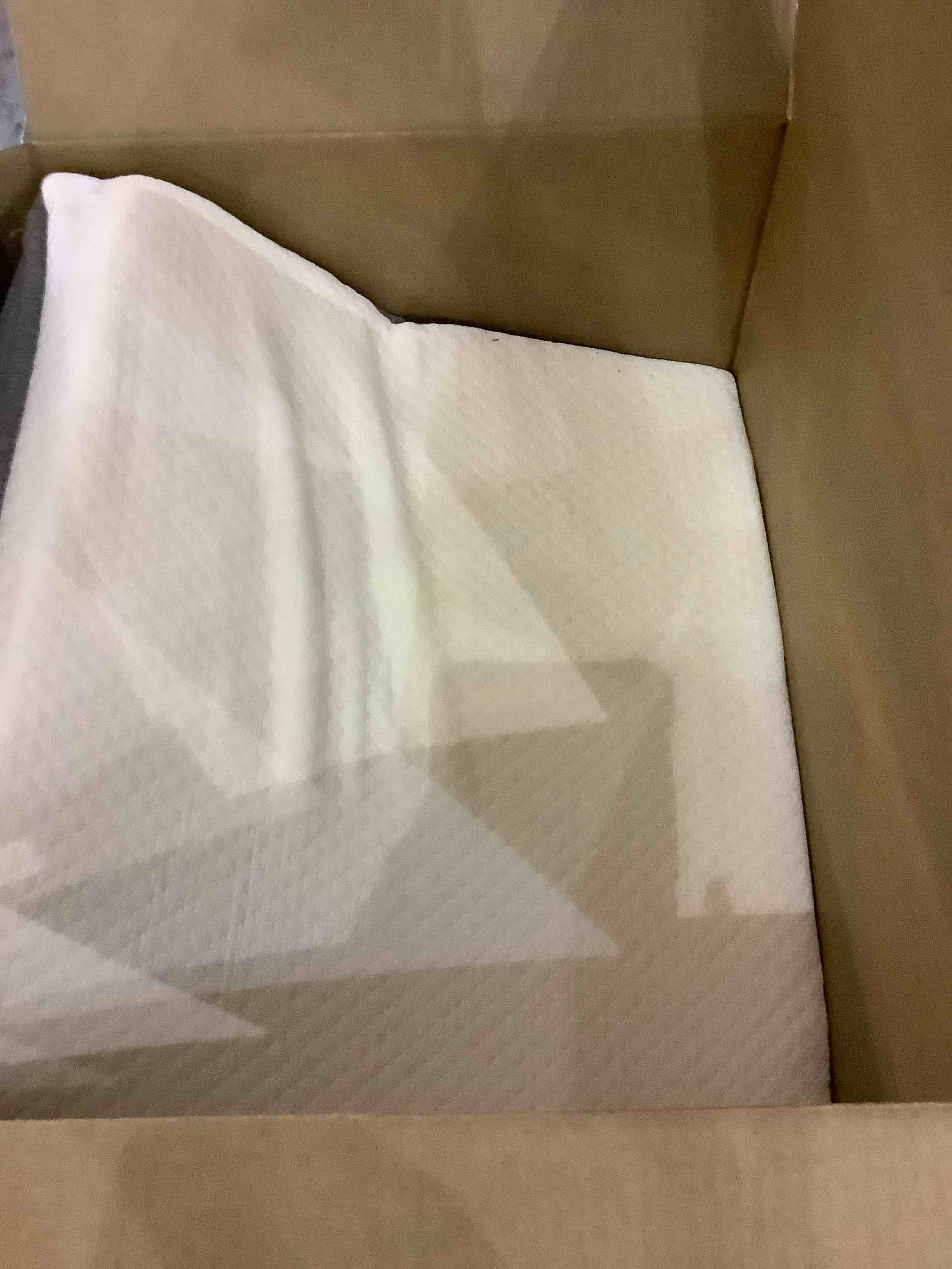 https://s3.amazonaws.com/lotting-images-prod/BargainHunt/EXS00446907_1710245977538.jpeg