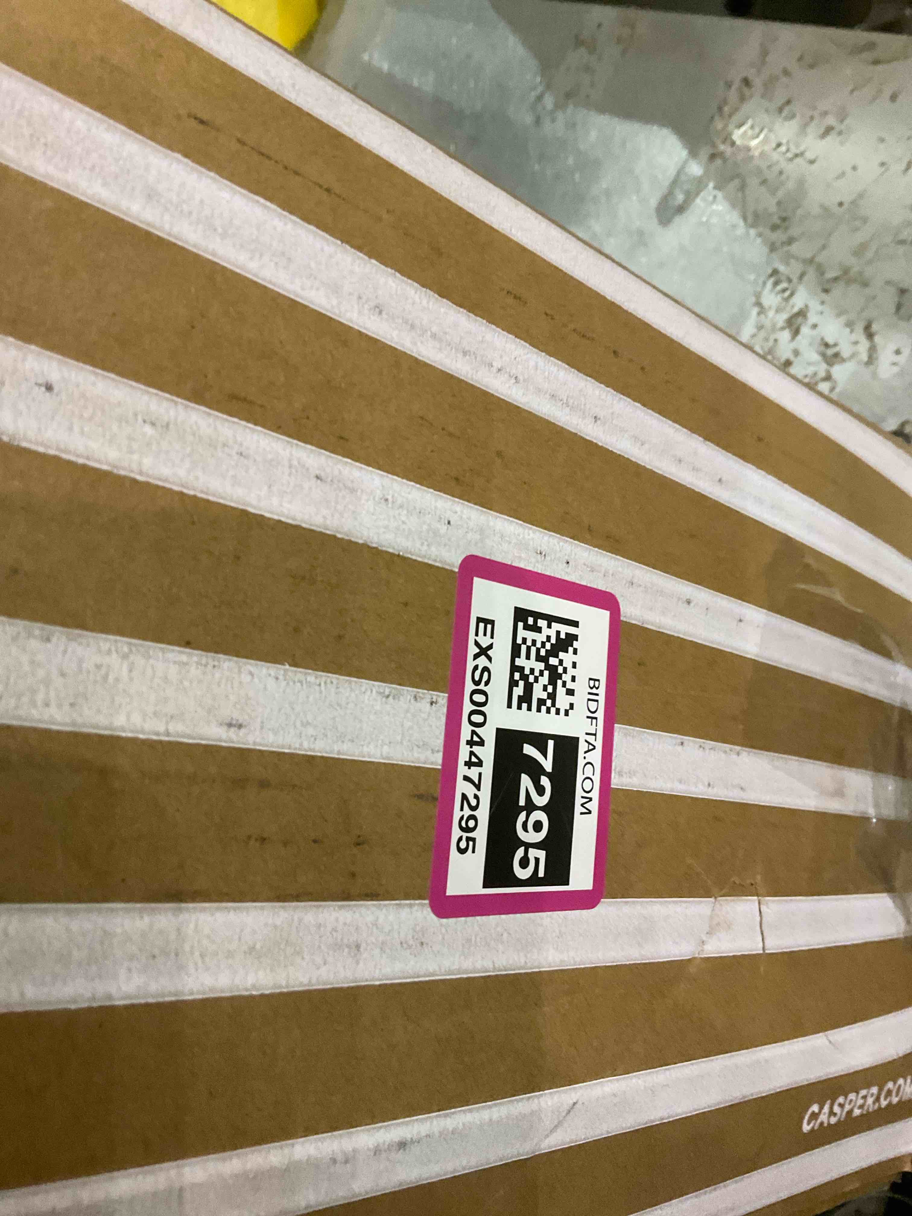 https://s3.amazonaws.com/lotting-images-prod/BargainHunt/EXS00447295_1710244779663.jpeg