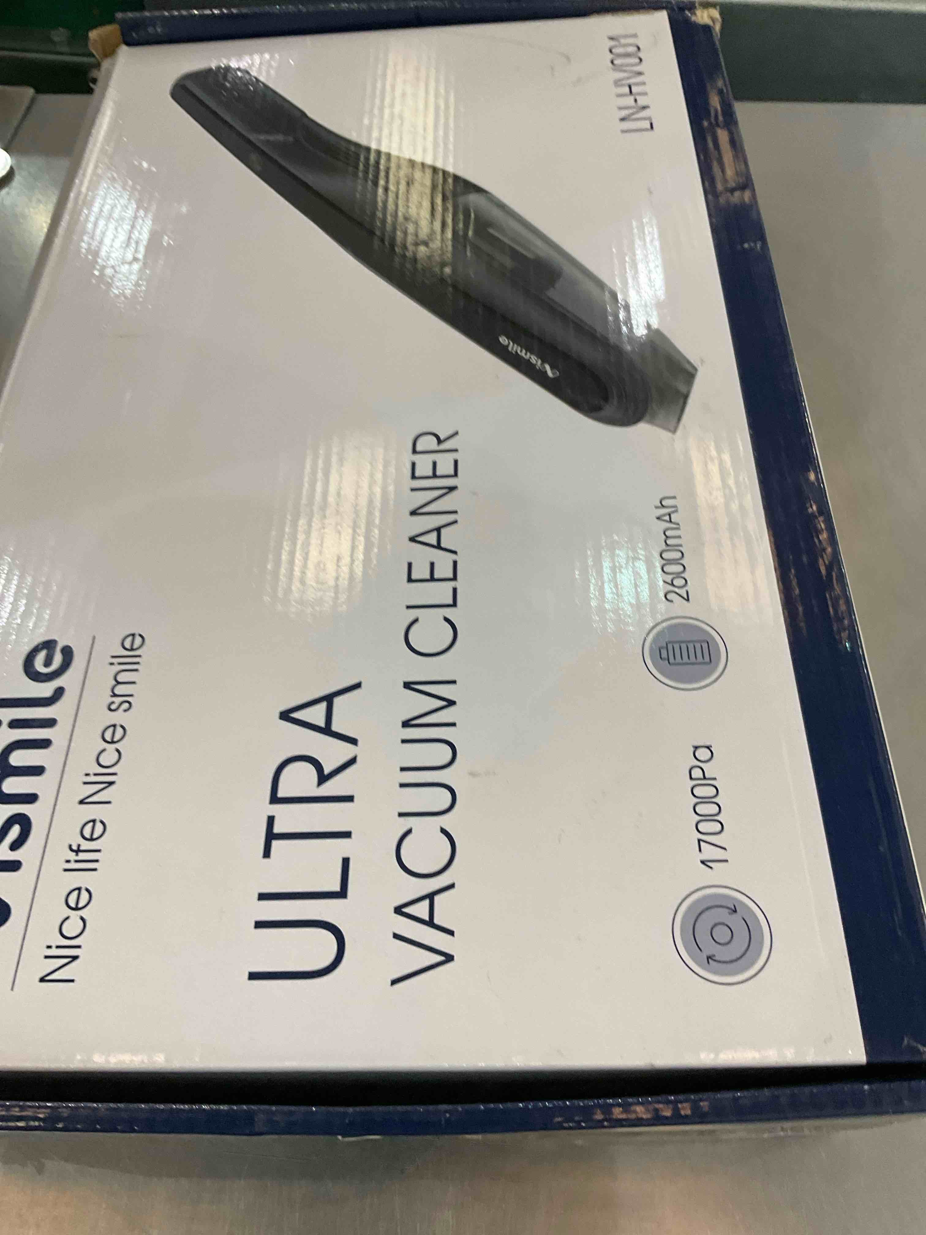 https://s3.amazonaws.com/lotting-images-prod/BargainHunt/EXS00447387_1710874914100.jpeg