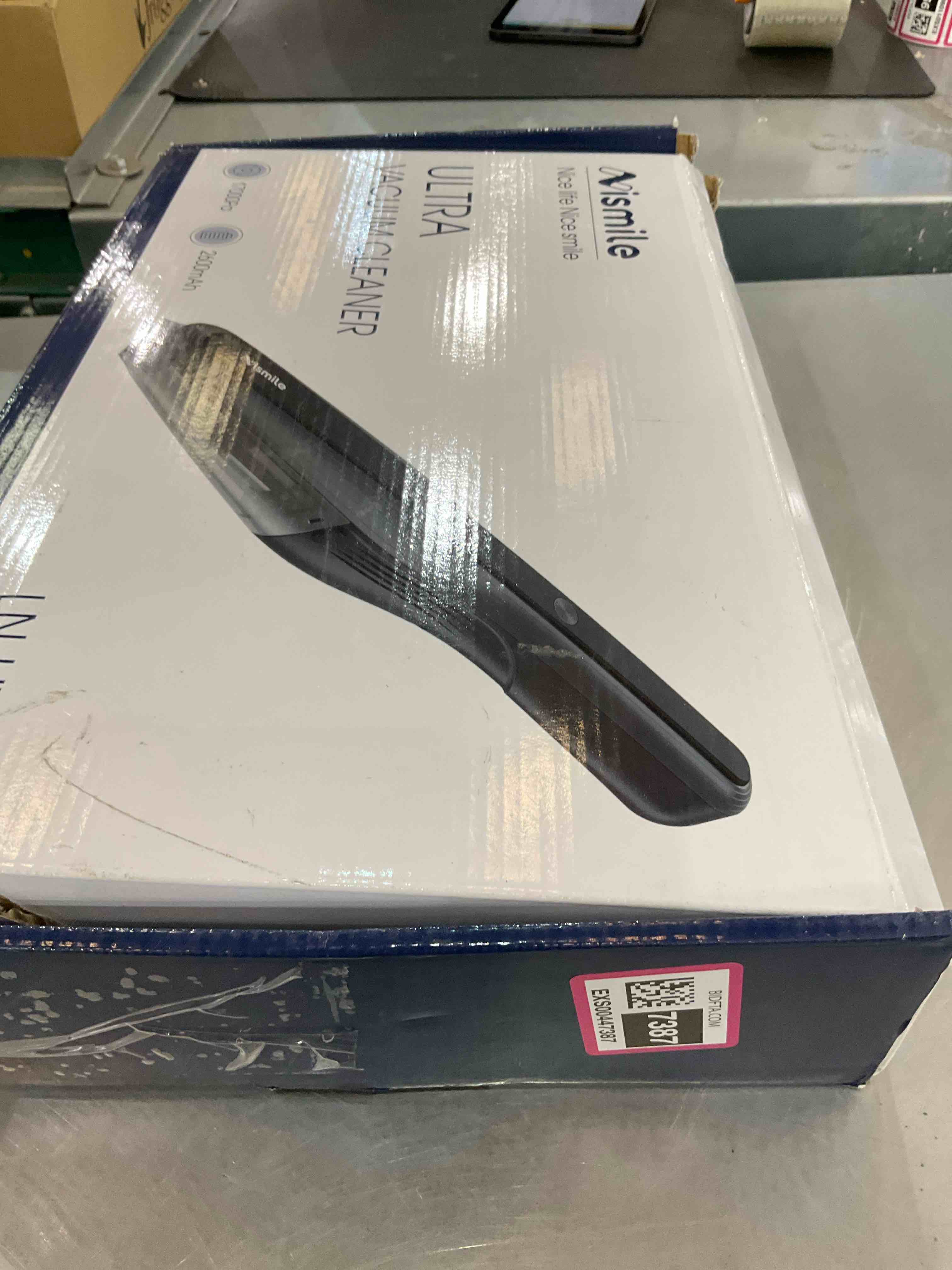 https://s3.amazonaws.com/lotting-images-prod/BargainHunt/EXS00447387_1710875022151.jpeg