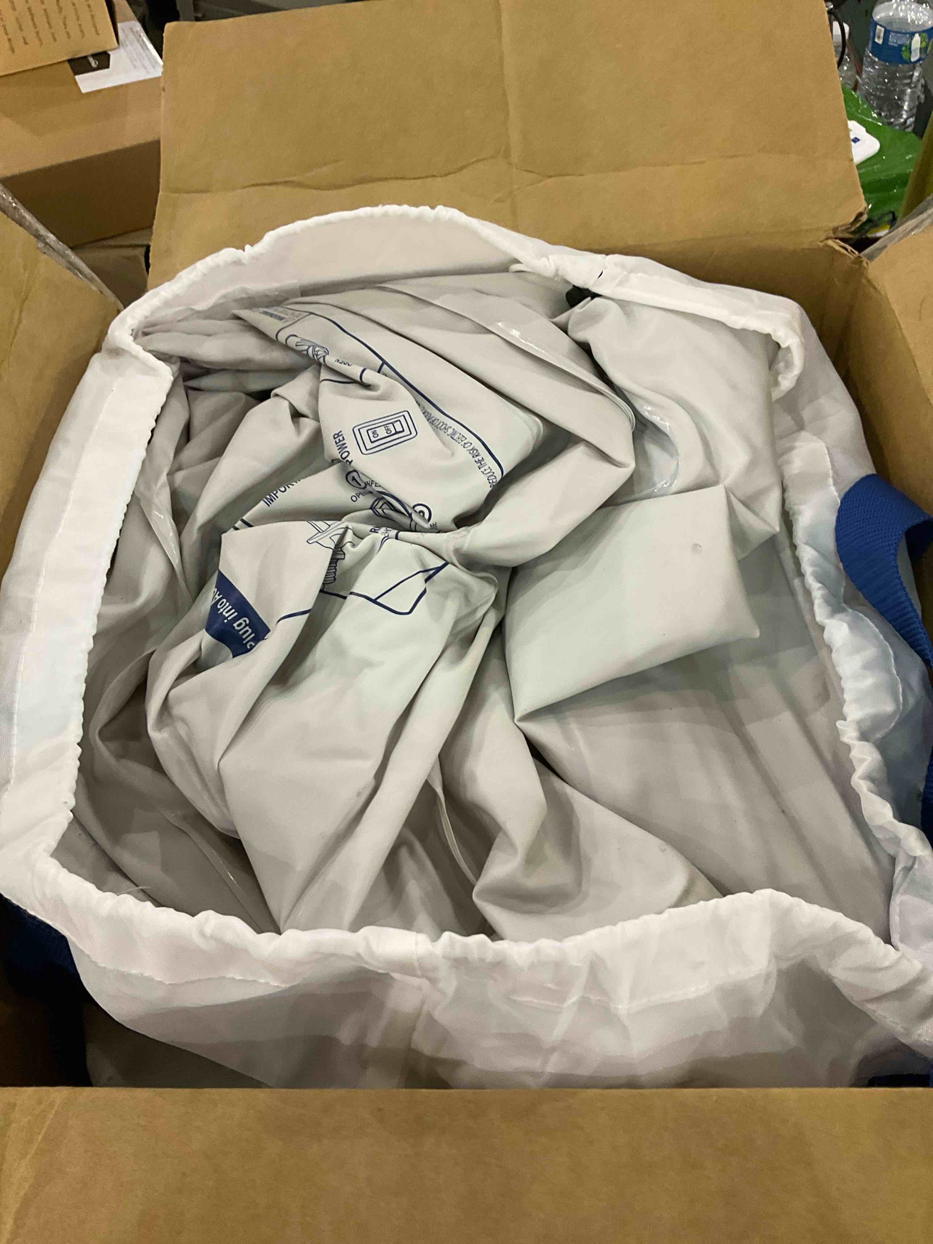 https://s3.amazonaws.com/lotting-images-prod/BargainHunt/EXS00447508_1709125418821.jpeg