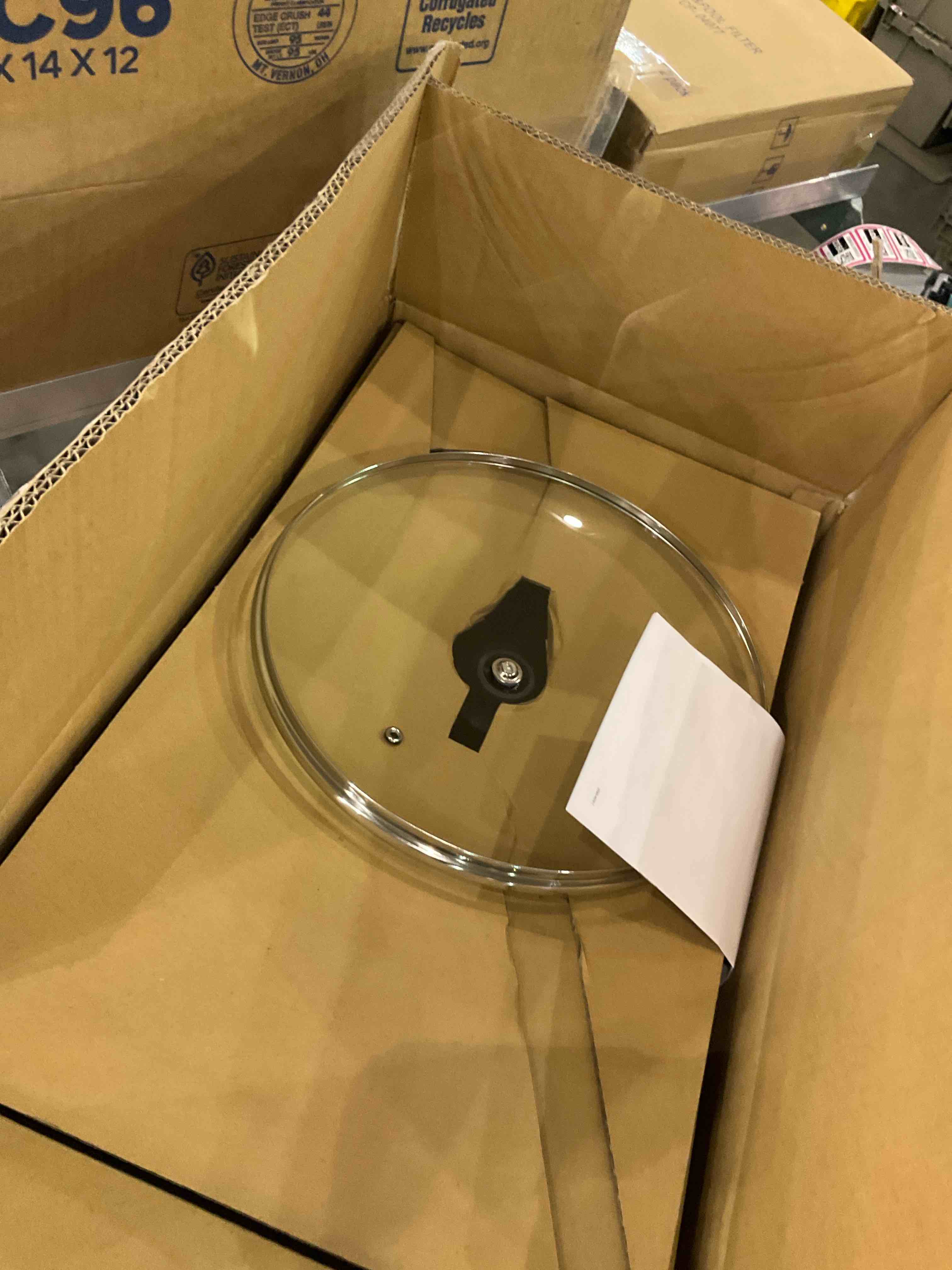 https://s3.amazonaws.com/lotting-images-prod/BargainHunt/EXS00447516_1708605065050.jpeg