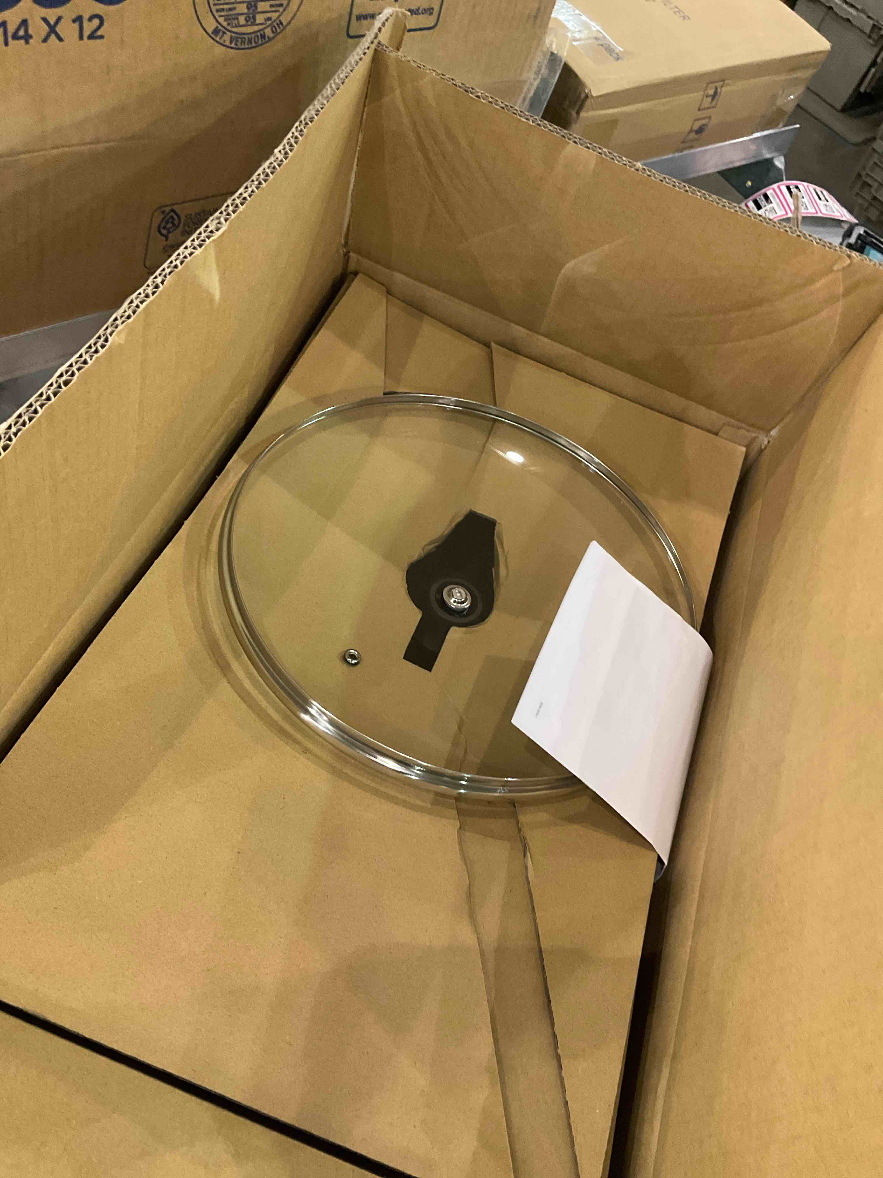 https://s3.amazonaws.com/lotting-images-prod/BargainHunt/EXS00447516_1708605066145.jpeg