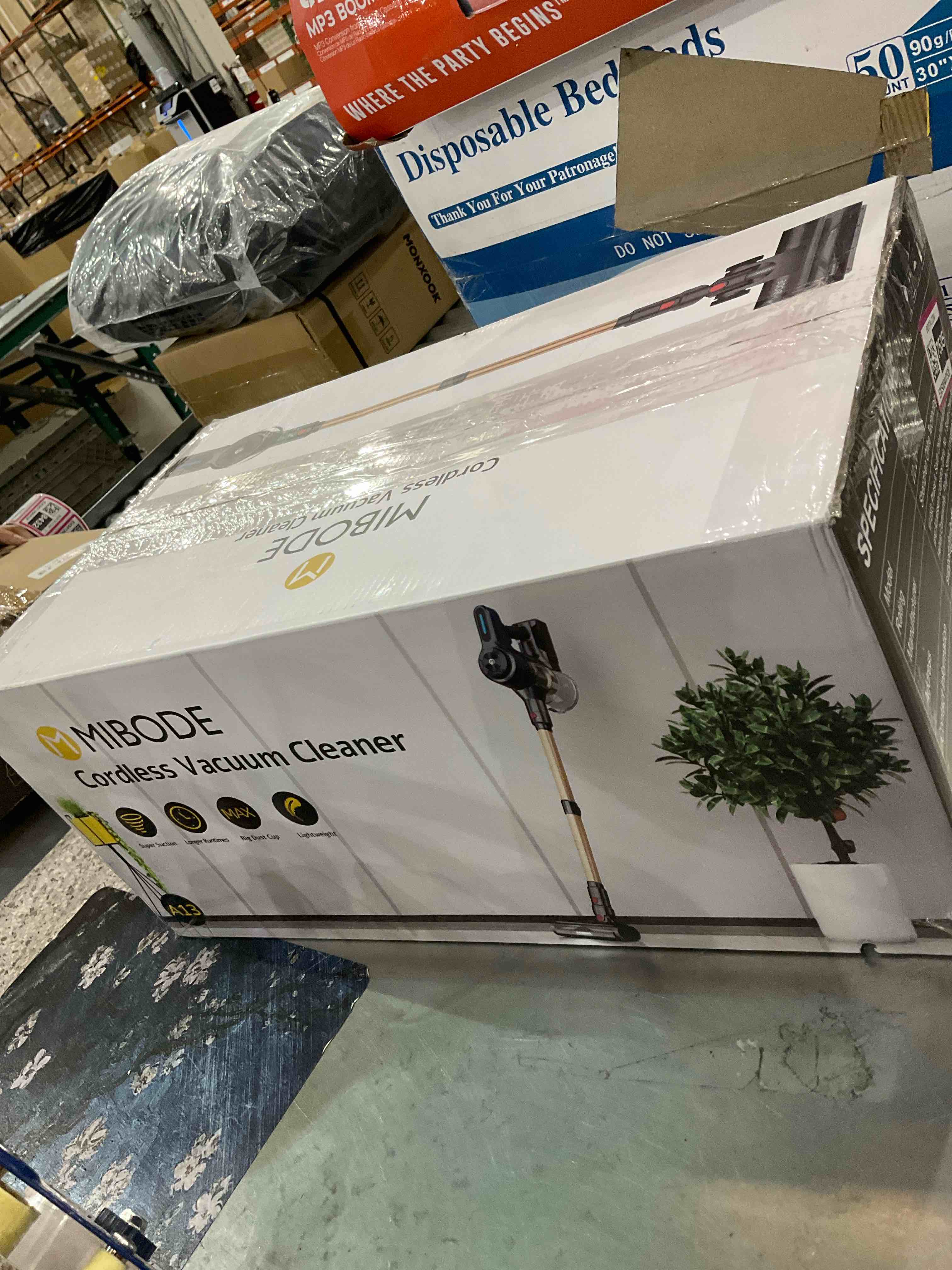 https://s3.amazonaws.com/lotting-images-prod/BargainHunt/EXS00447535_1709826711269.jpeg