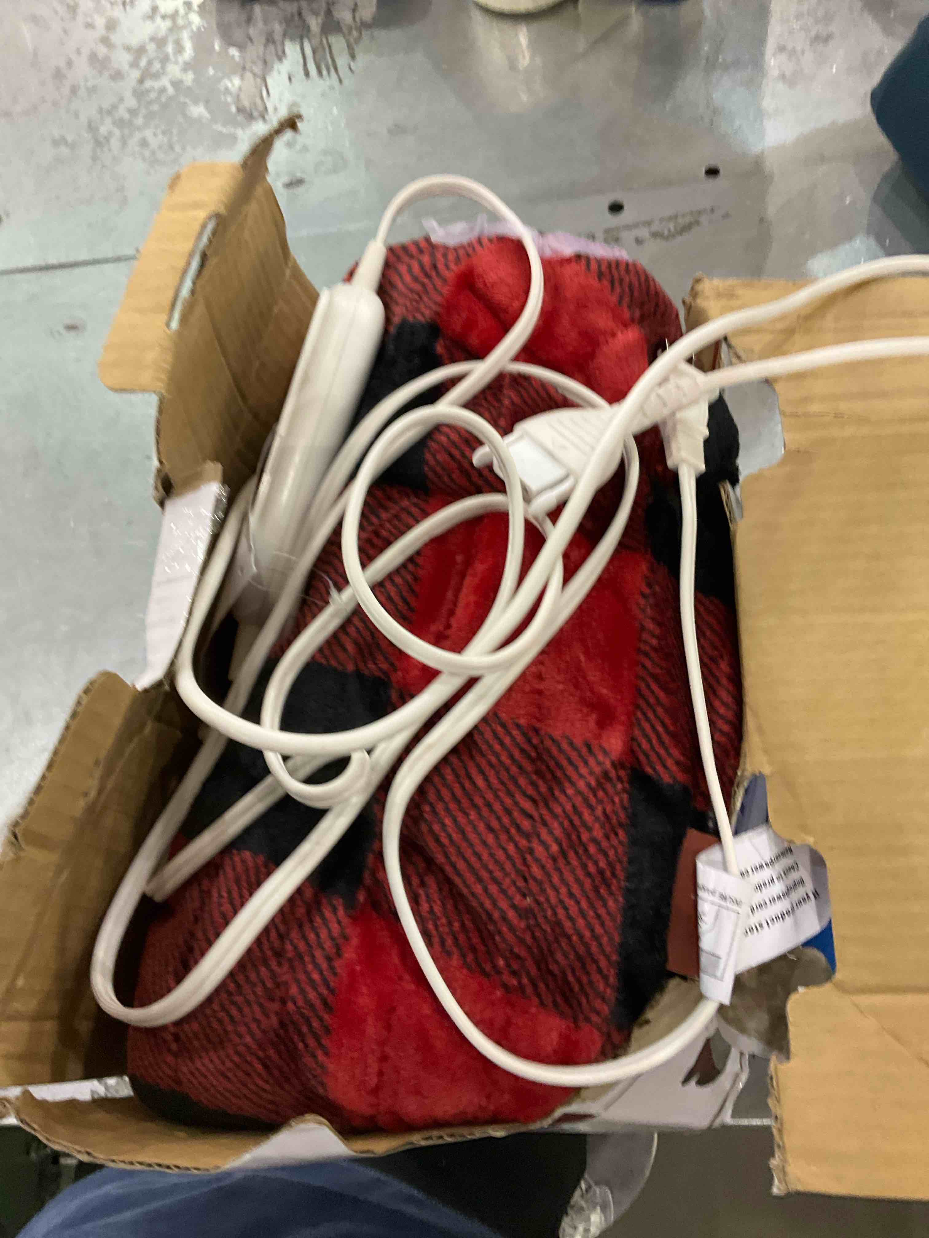 HomeMate Electric Blanket Heated Throw - 50â€œx60â€œ Ultra Soft Cozy Flannel Heating Blanket with 10 Fast Heat Levels 8 Hours Auto Off Over-Heated Protection ETL Certification Keep Warm in Home Office