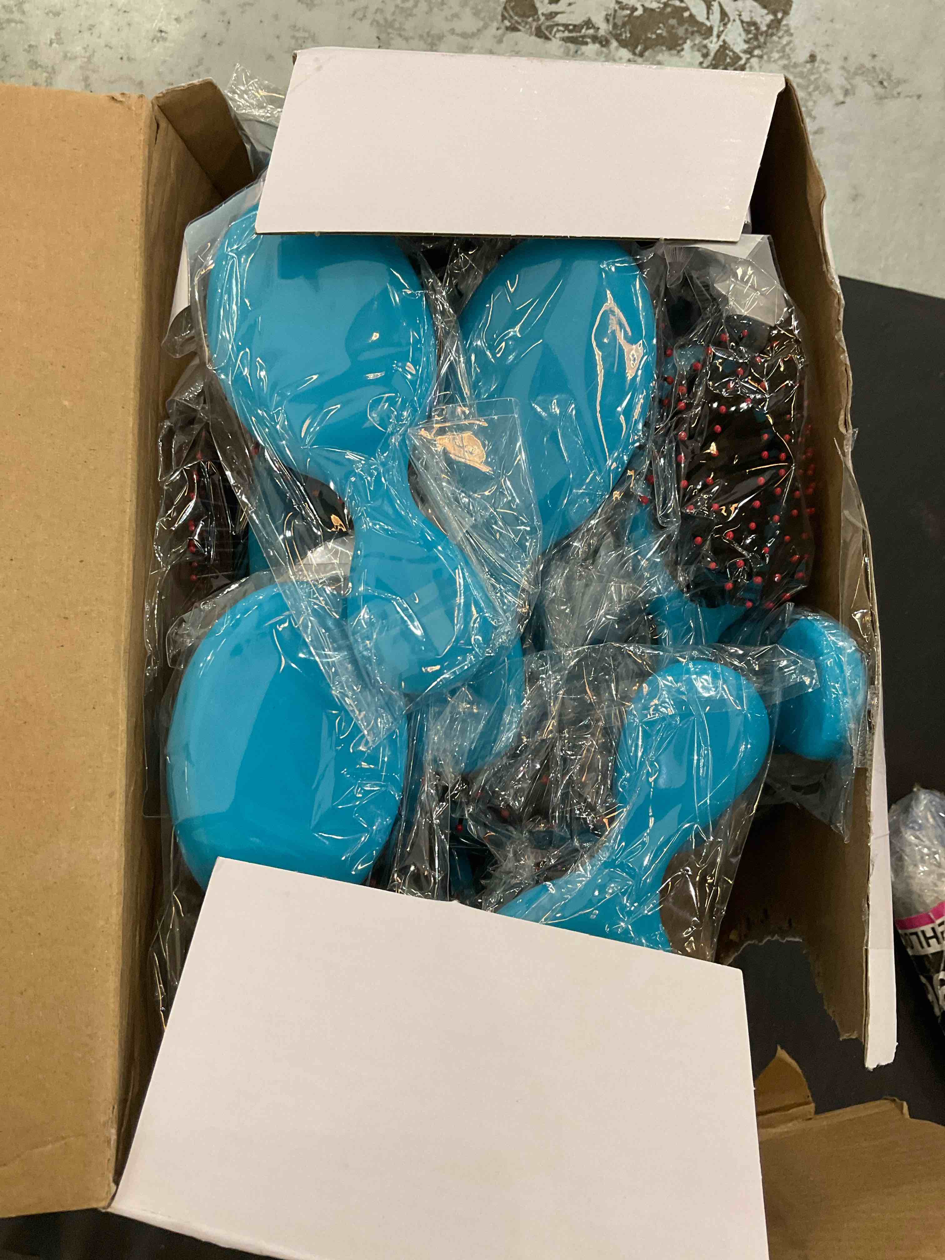 https://s3.amazonaws.com/lotting-images-prod/BargainHunt/EXS00448125_1712591201305.jpeg