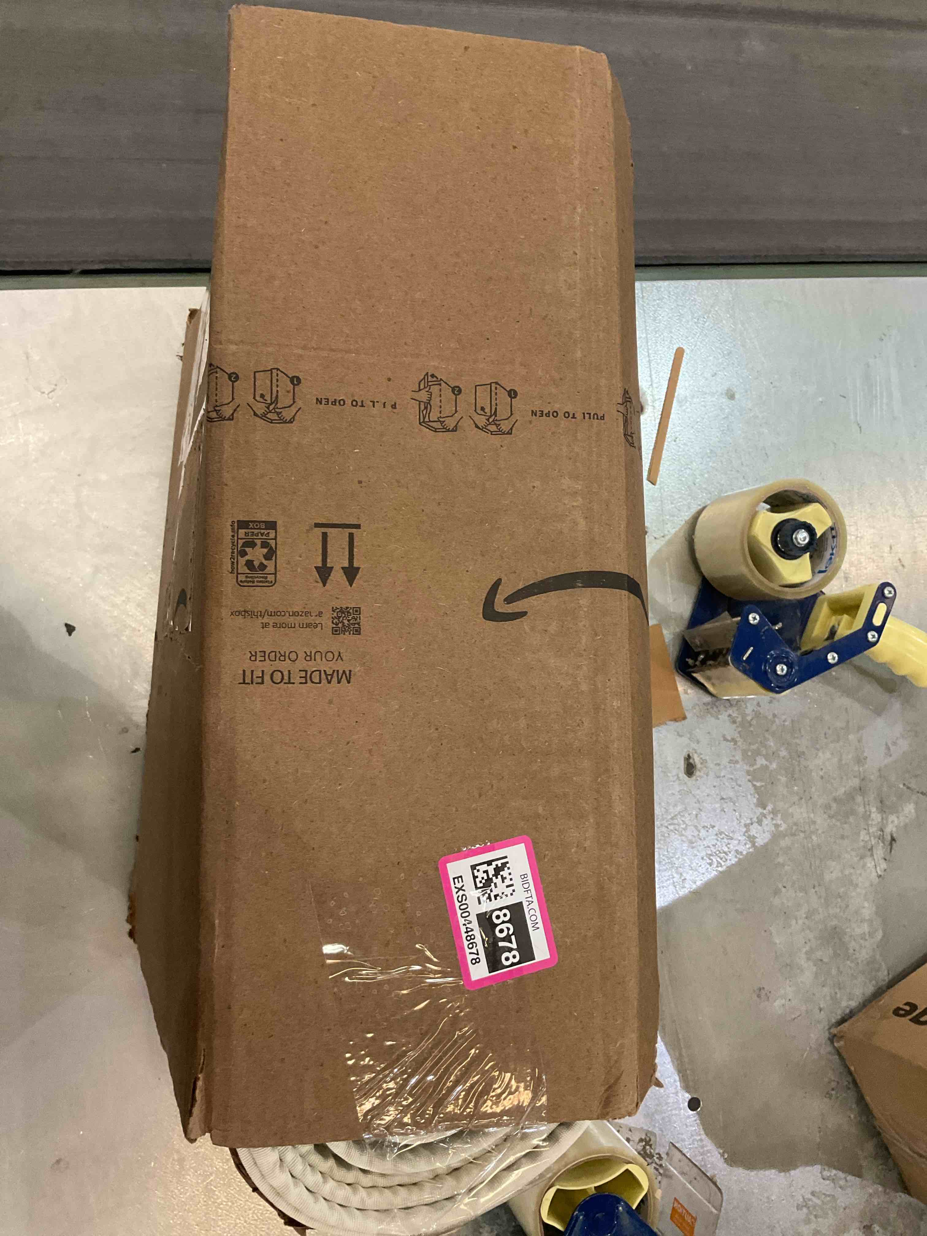 https://s3.amazonaws.com/lotting-images-prod/BargainHunt/EXS00448678_1710262091673.jpeg