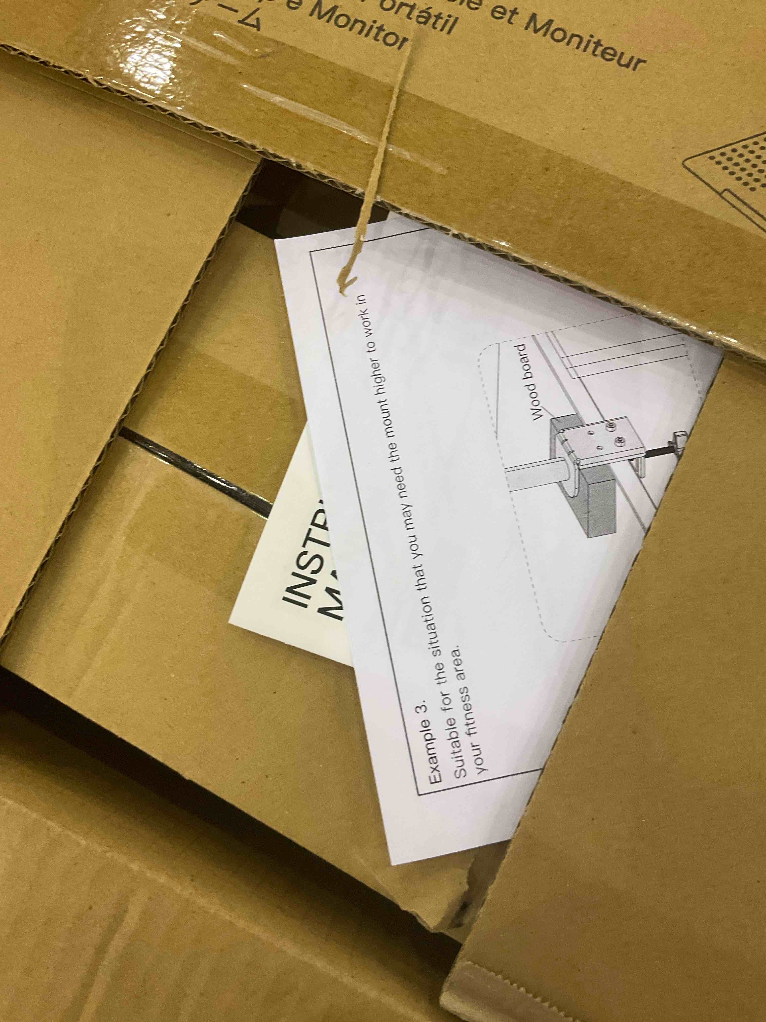 https://s3.amazonaws.com/lotting-images-prod/BargainHunt/EXS00448894_1713355460738.jpeg