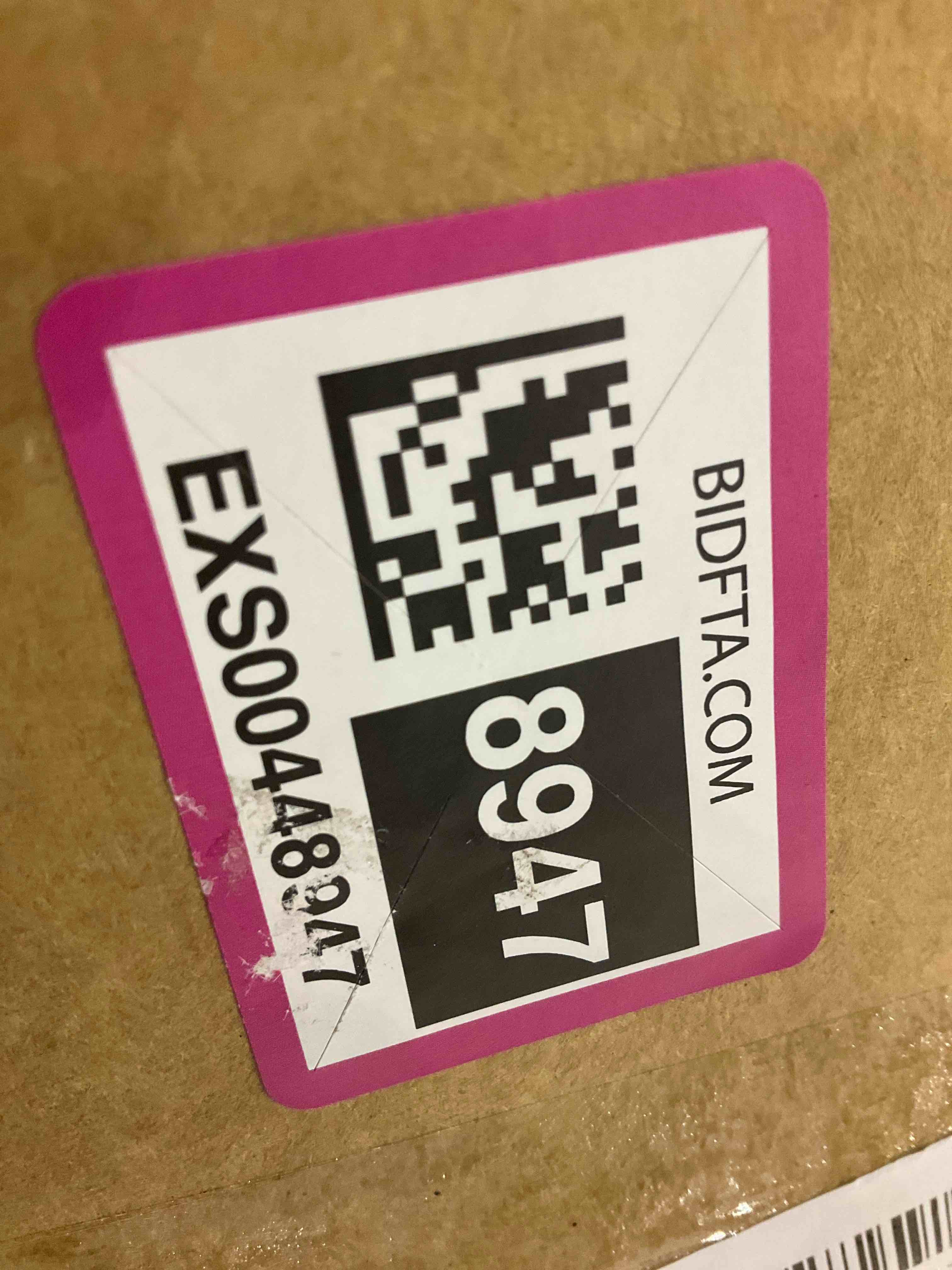 https://s3.amazonaws.com/lotting-images-prod/BargainHunt/EXS00448947_1713785023651.jpeg