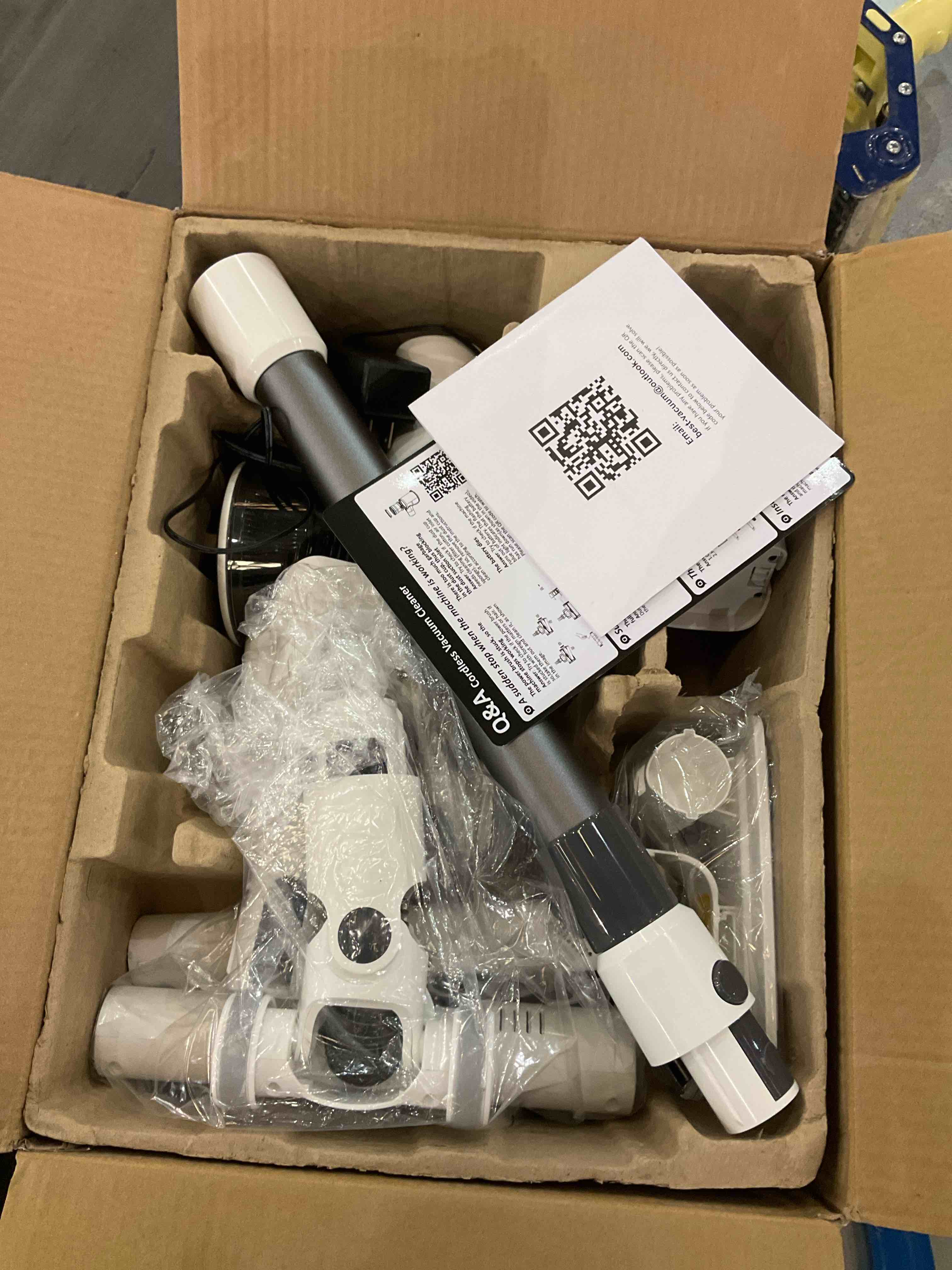 https://s3.amazonaws.com/lotting-images-prod/BargainHunt/EXS00449785_1710252403600.jpeg