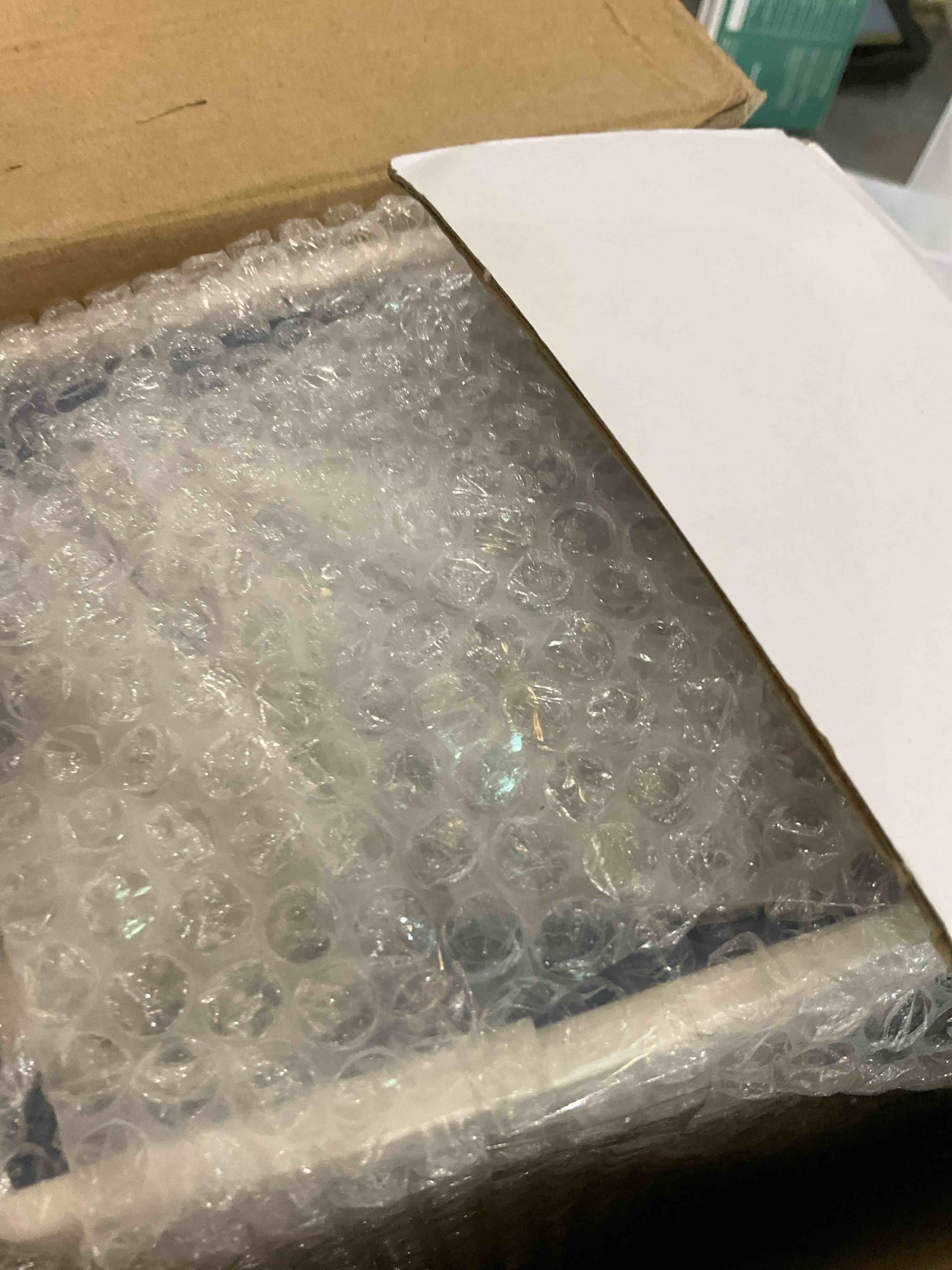 https://s3.amazonaws.com/lotting-images-prod/BargainHunt/EXS00449880_1710177101953.jpeg