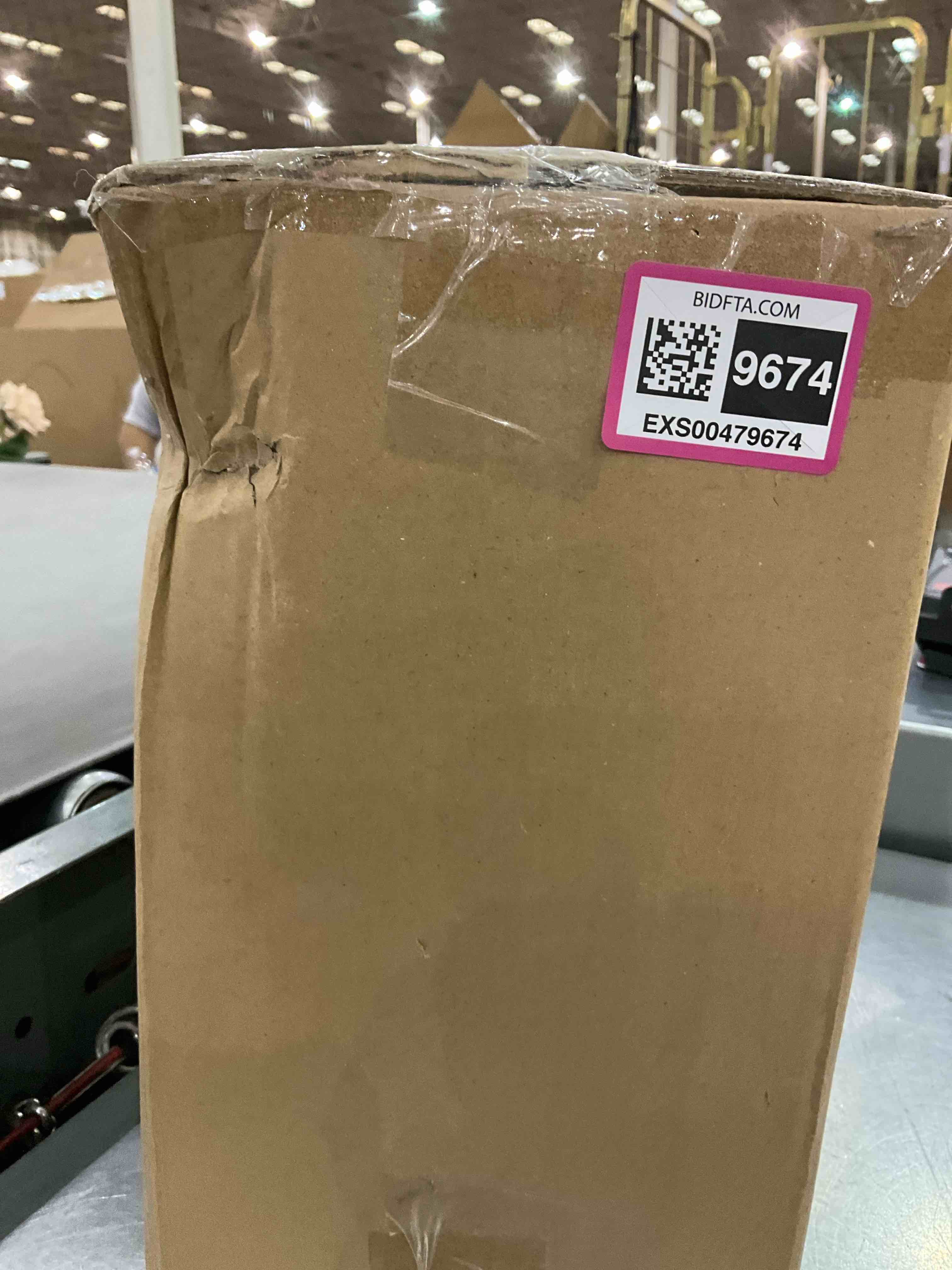 https://s3.amazonaws.com/lotting-images-prod/BargainHunt/EXS00479674_1709735552350.jpeg