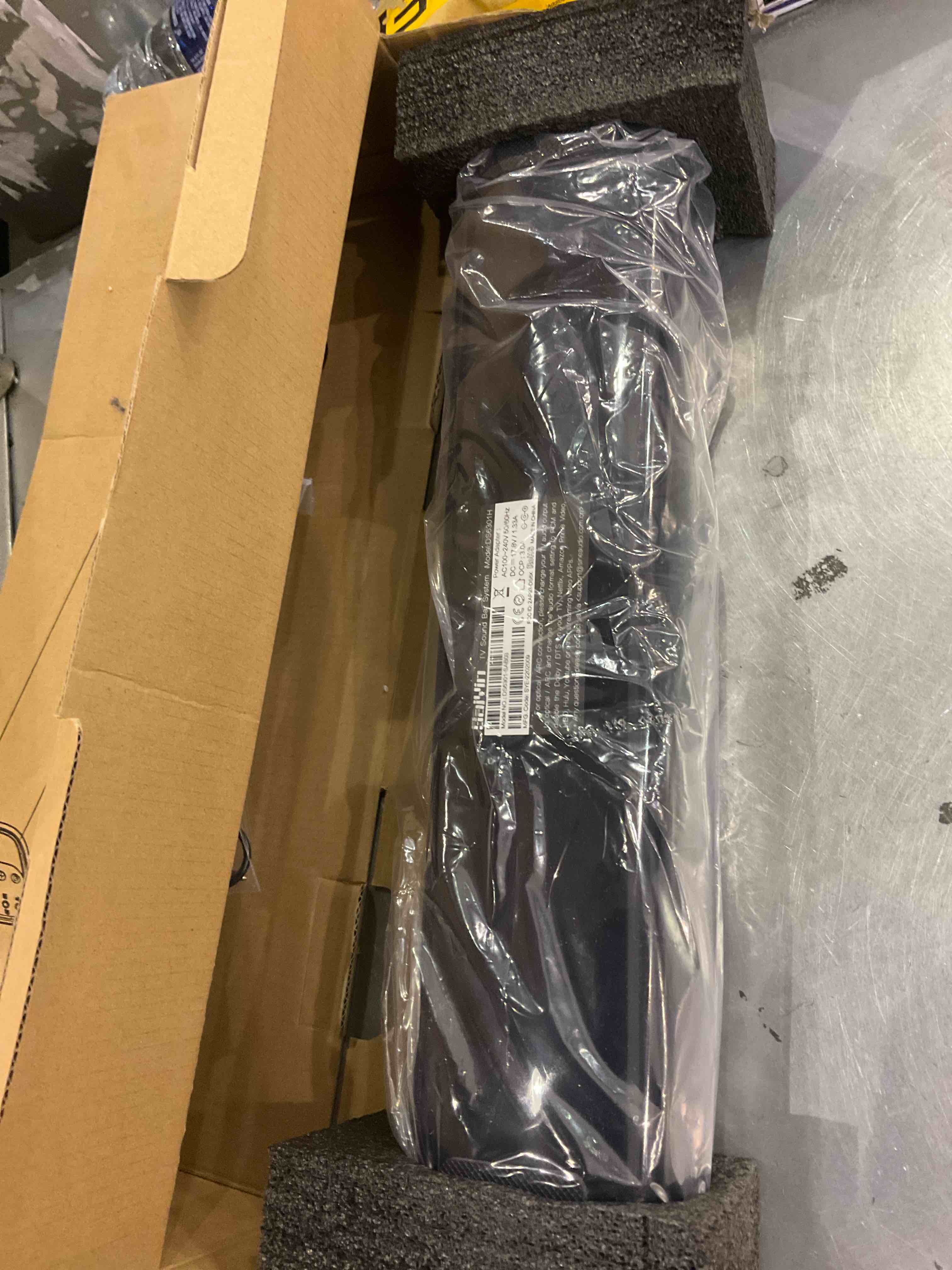 https://s3.amazonaws.com/lotting-images-prod/BargainHunt/EXS00500536_1710330585614.jpeg