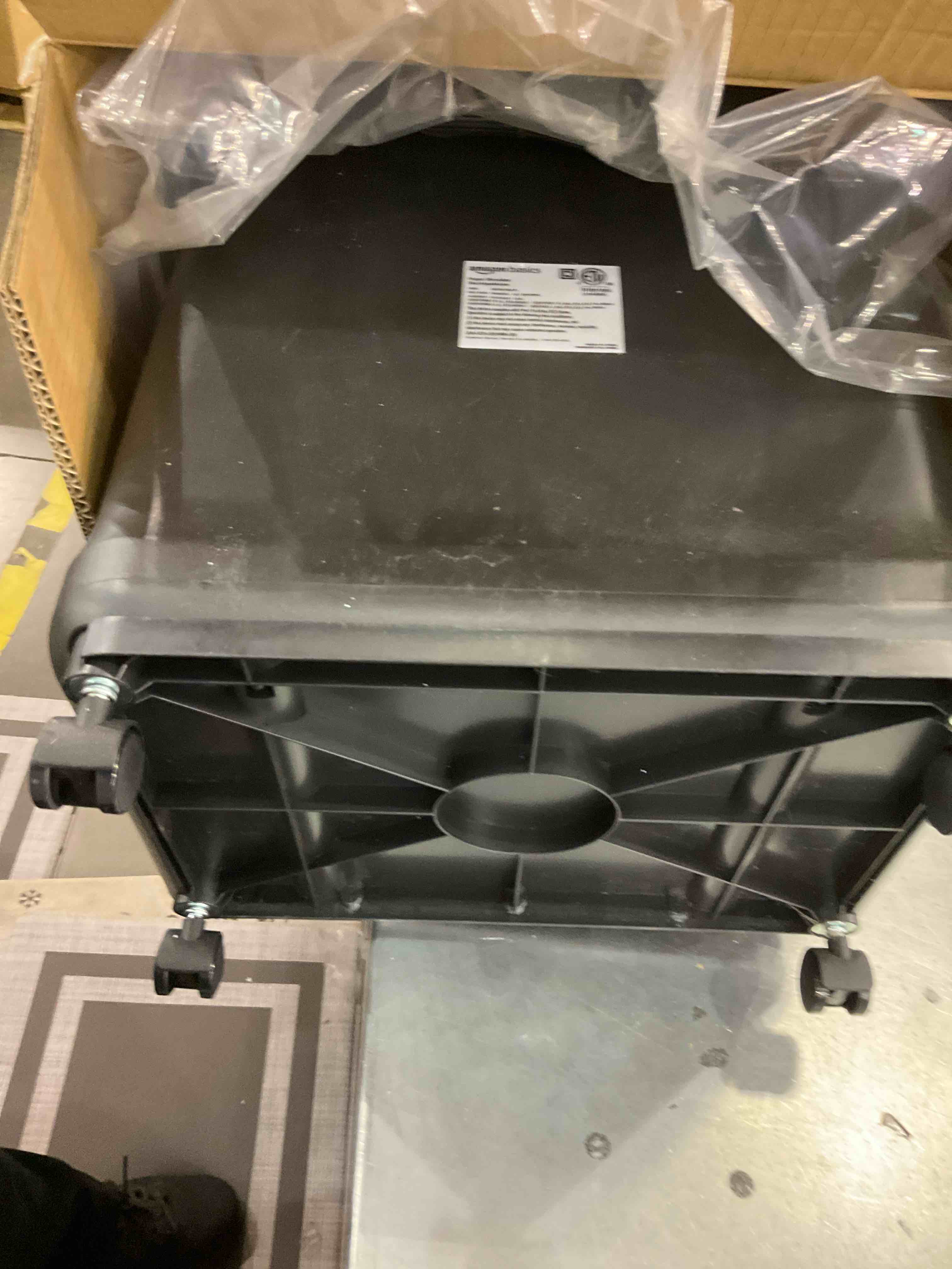 https://s3.amazonaws.com/lotting-images-prod/BargainHunt/EXS00500592_1710338805268.jpeg
