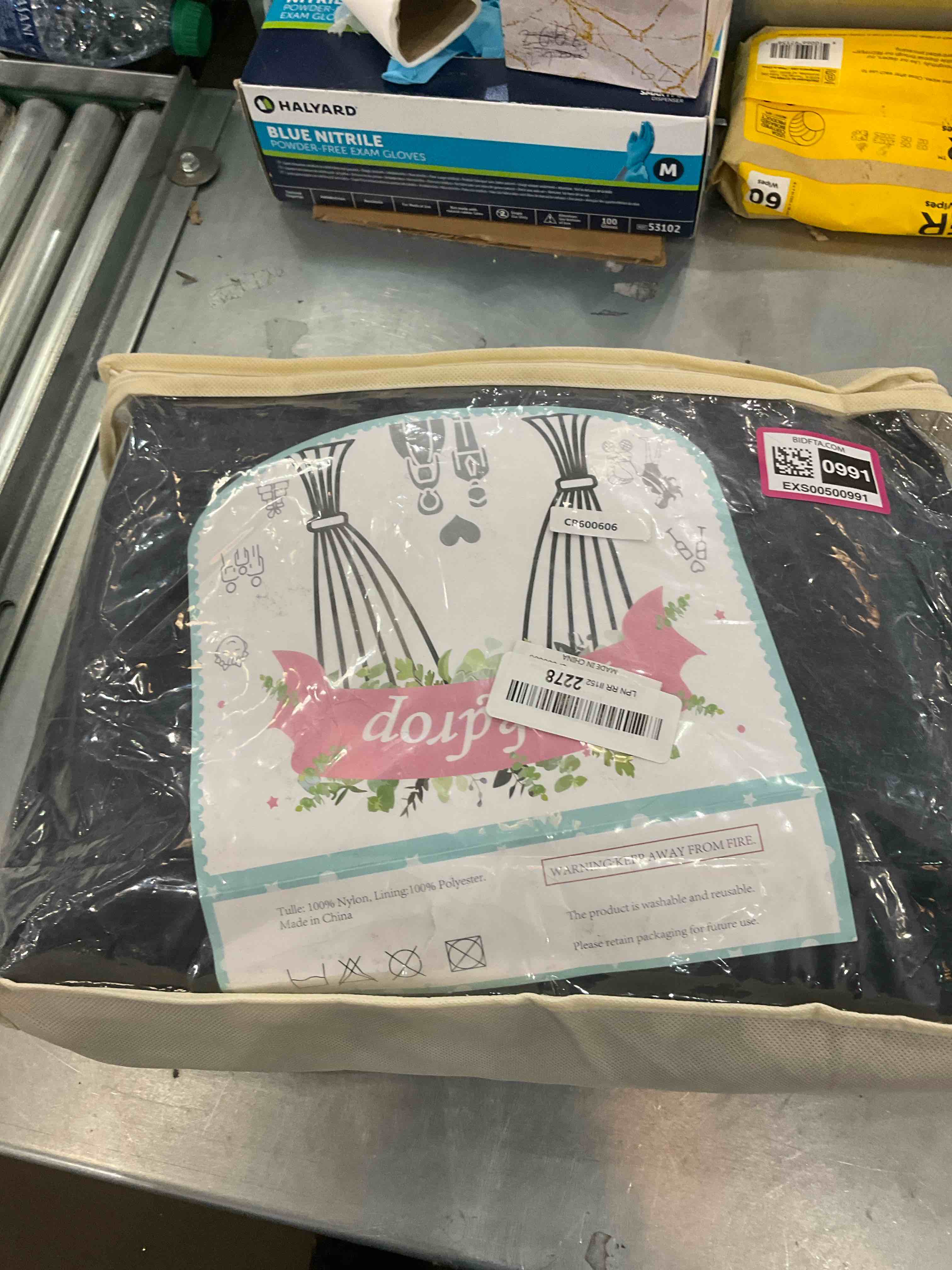 https://s3.amazonaws.com/lotting-images-prod/BargainHunt/EXS00500991_1710874165183.jpeg