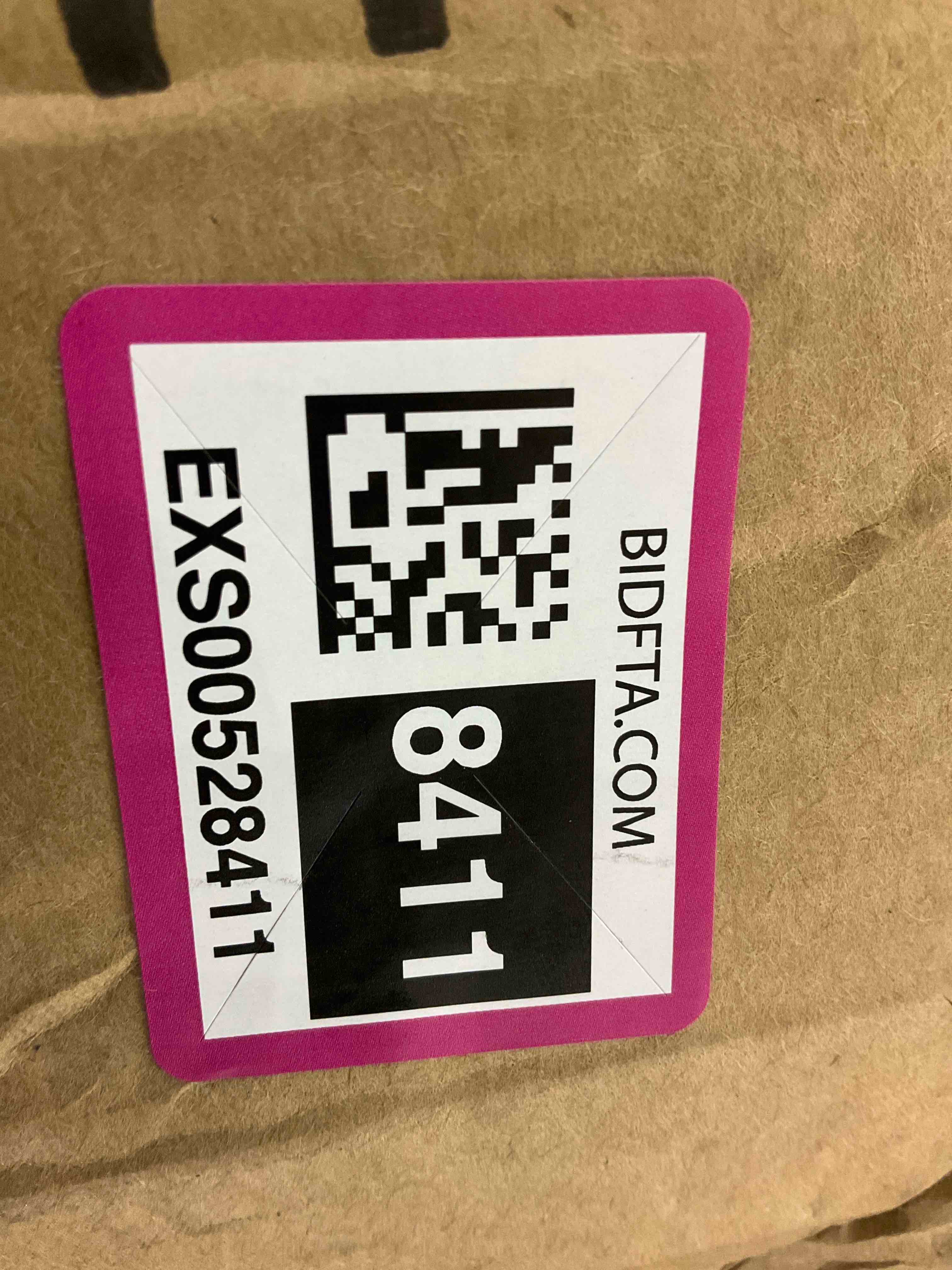 https://s3.amazonaws.com/lotting-images-prod/BargainHunt/EXS00528411_1714754847803.jpeg