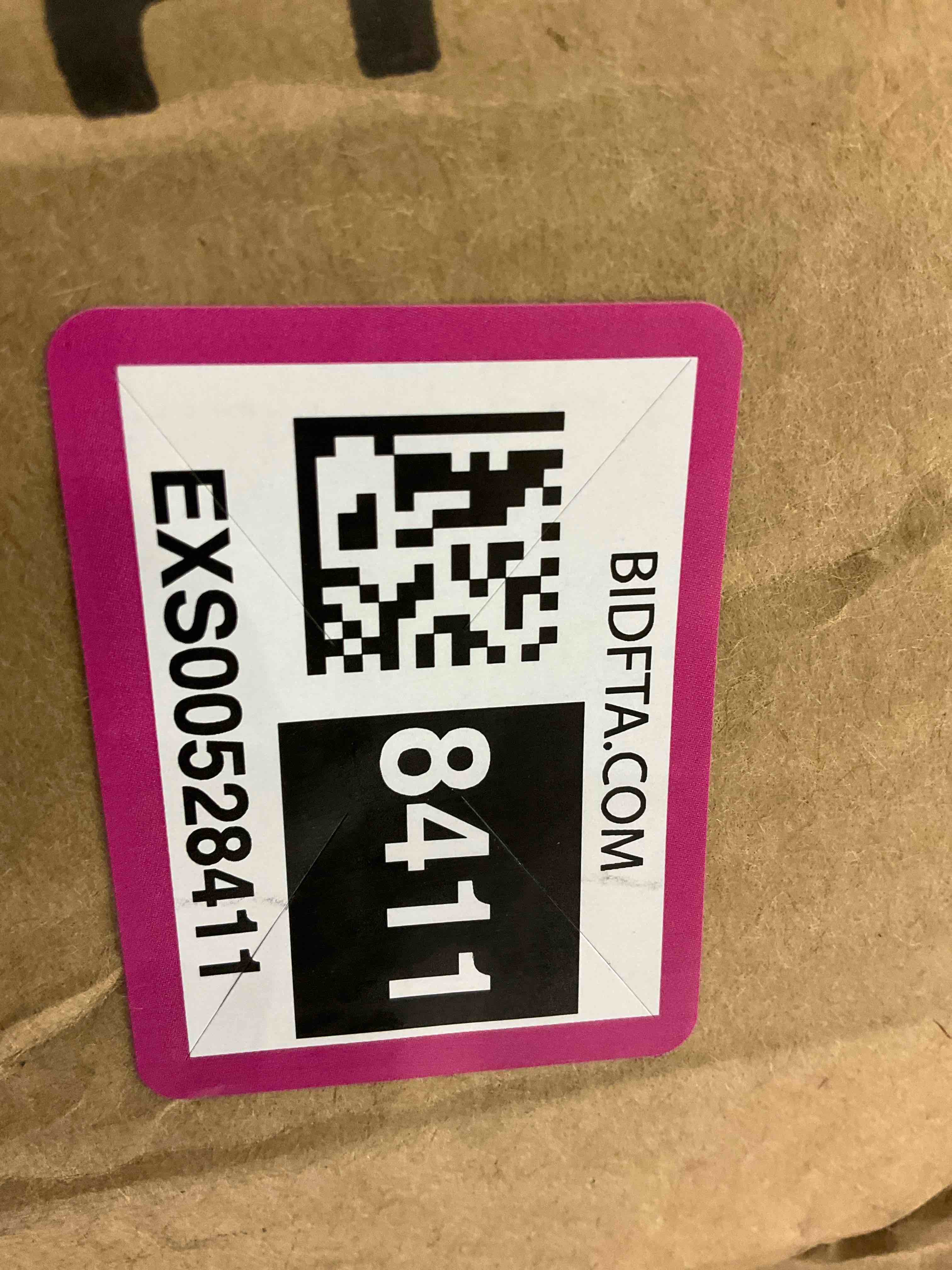 https://s3.amazonaws.com/lotting-images-prod/BargainHunt/EXS00528411_1714754848832.jpeg