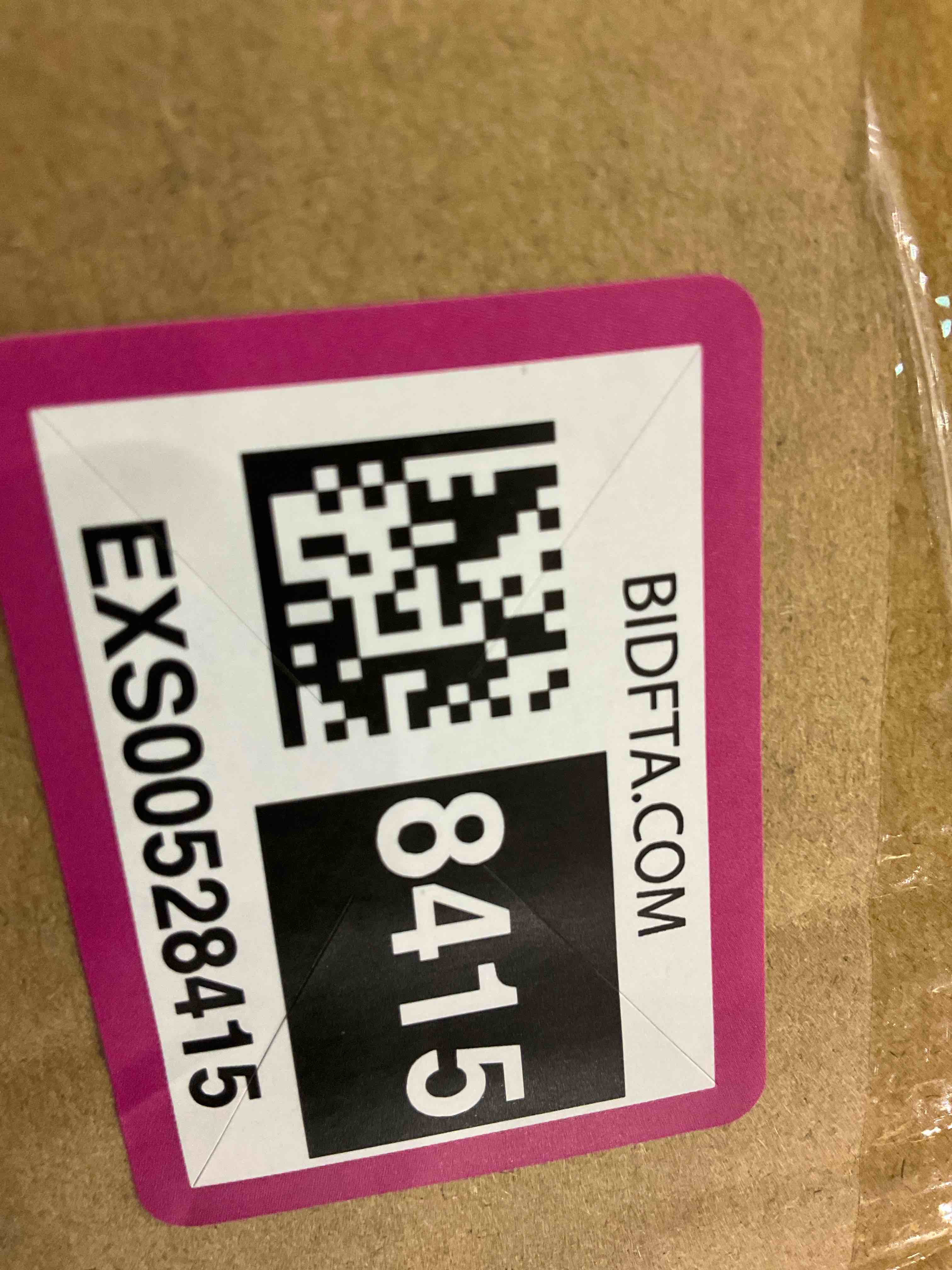 https://s3.amazonaws.com/lotting-images-prod/BargainHunt/EXS00528415_1714755842028.jpeg