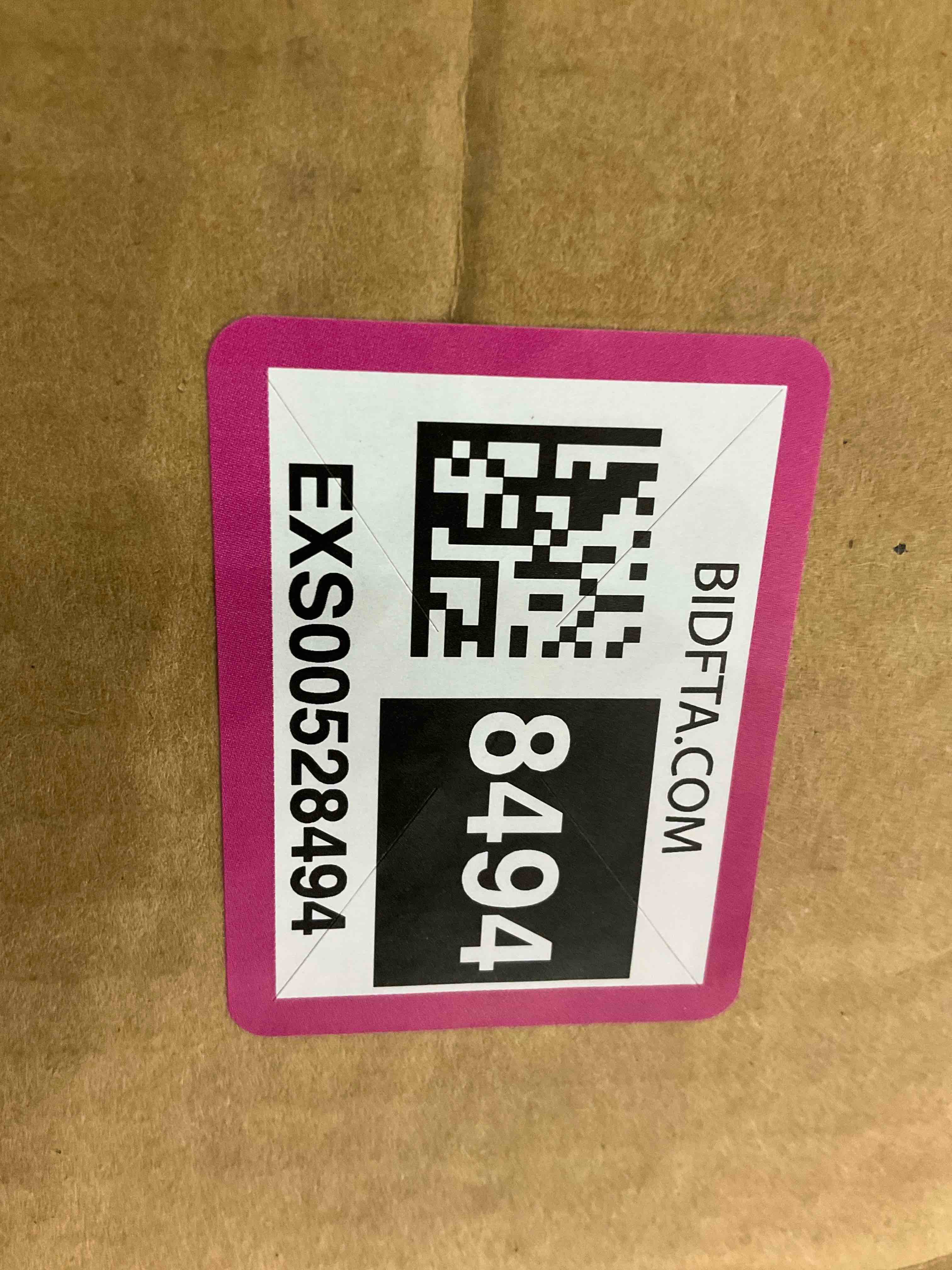 https://s3.amazonaws.com/lotting-images-prod/BargainHunt/EXS00528494_1715168614134.jpeg