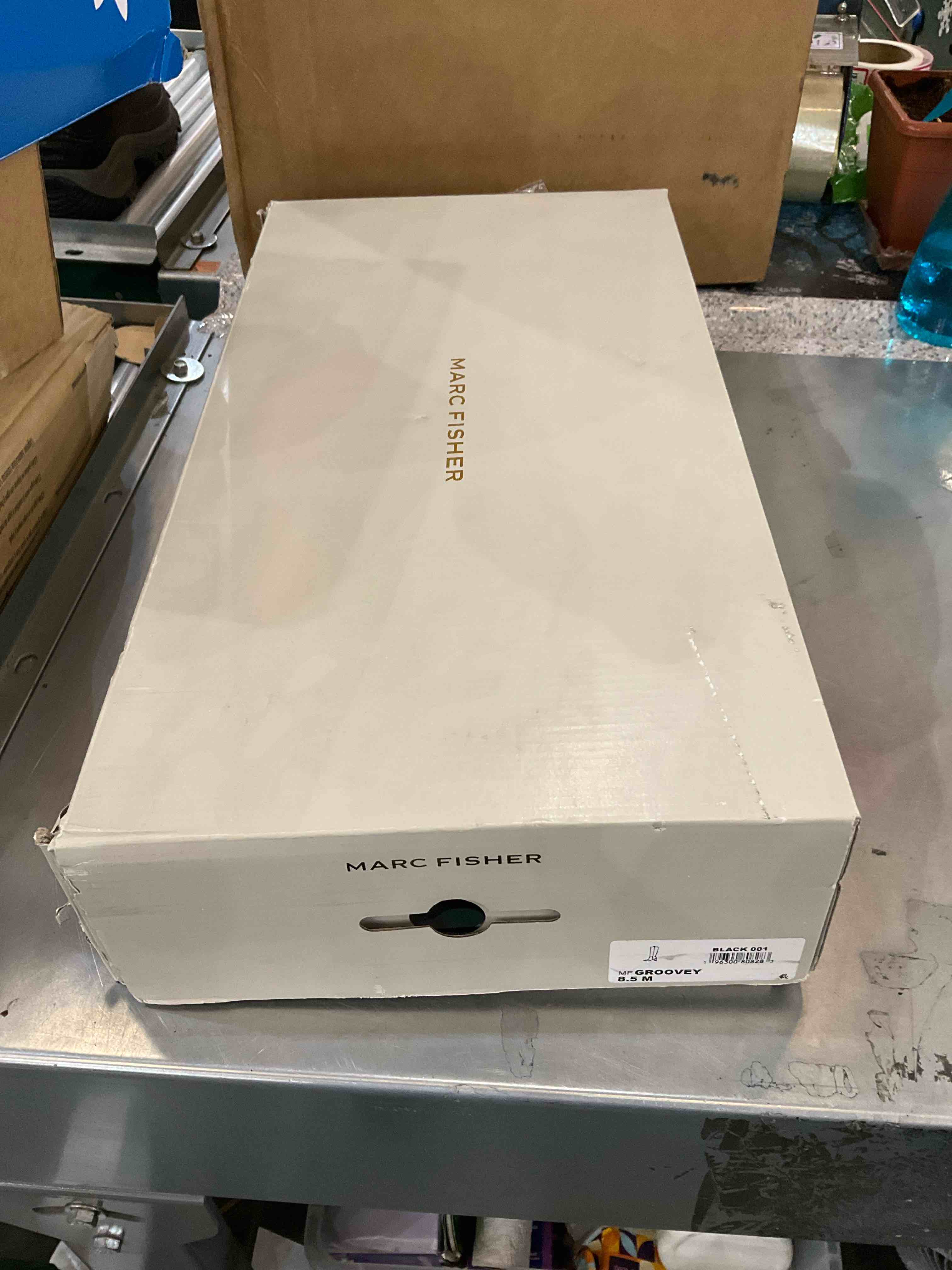 https://s3.amazonaws.com/lotting-images-prod/BargainHunt/EXS00585558_1710874264166.jpeg