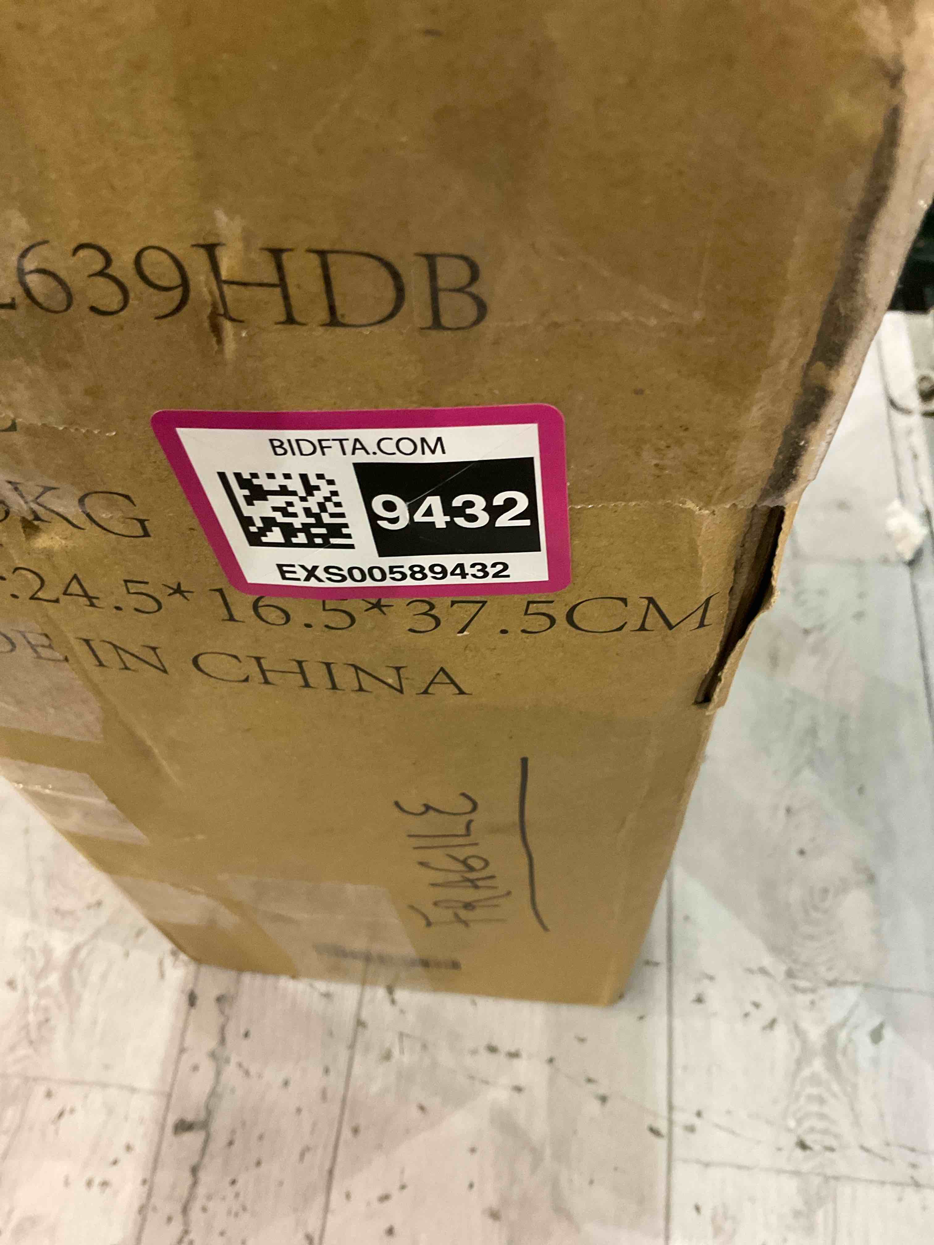 https://s3.amazonaws.com/lotting-images-prod/BargainHunt/EXS00589432_1709318288418.jpeg