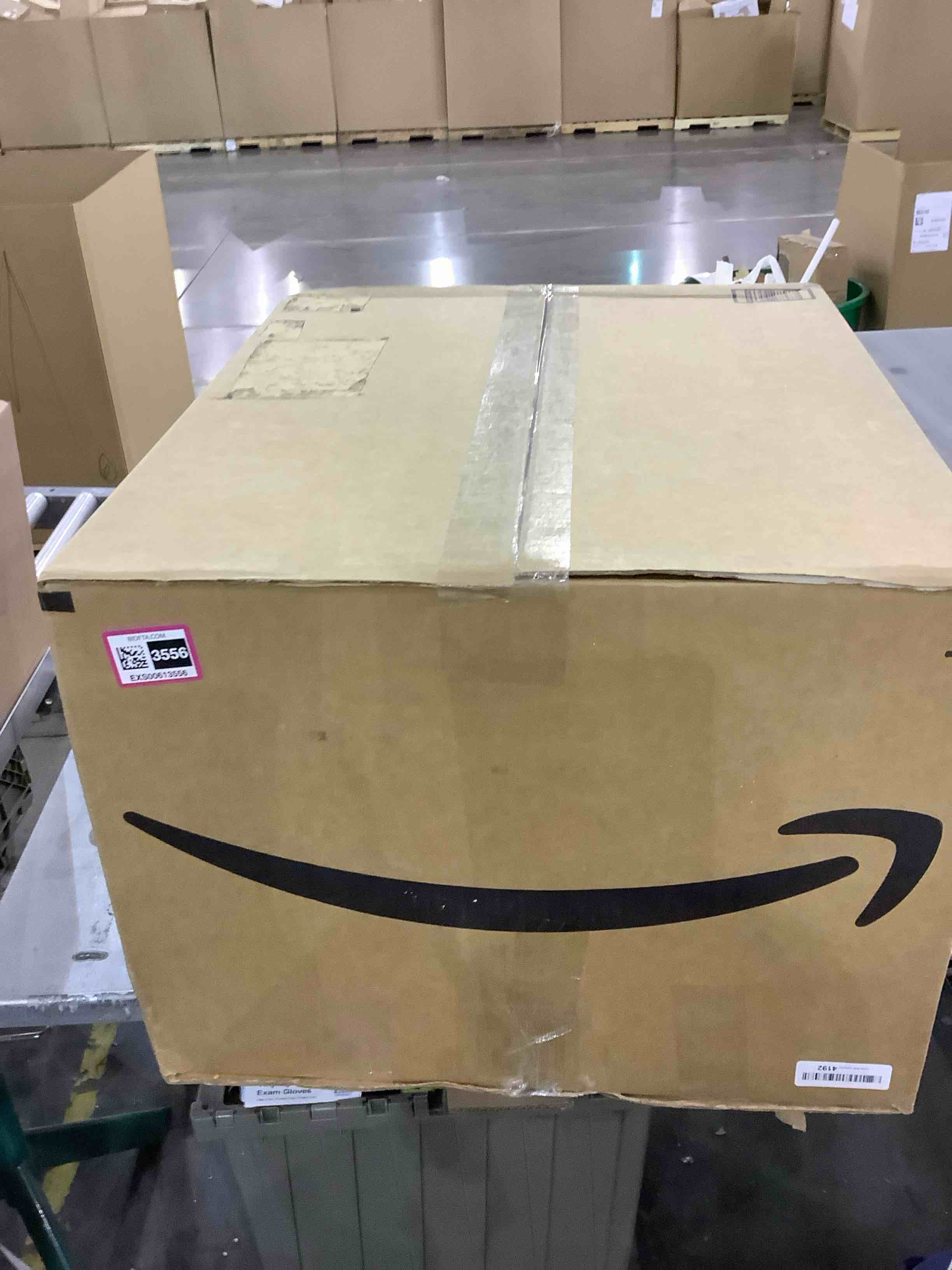 https://s3.amazonaws.com/lotting-images-prod/BargainHunt/EXS00613556_1707137003990.jpeg