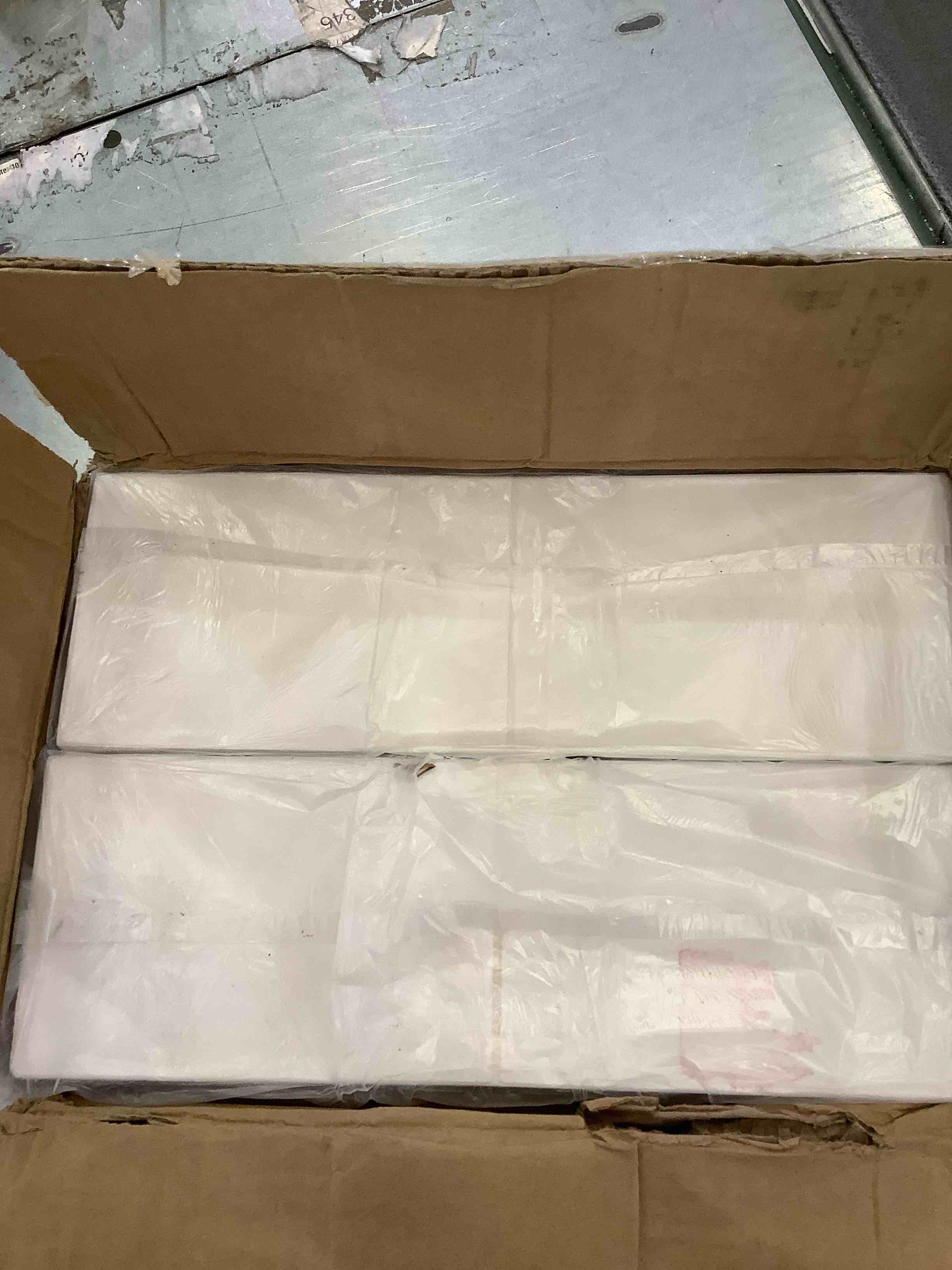 https://s3.amazonaws.com/lotting-images-prod/BargainHunt/EXS00613837_1707243484968.jpeg