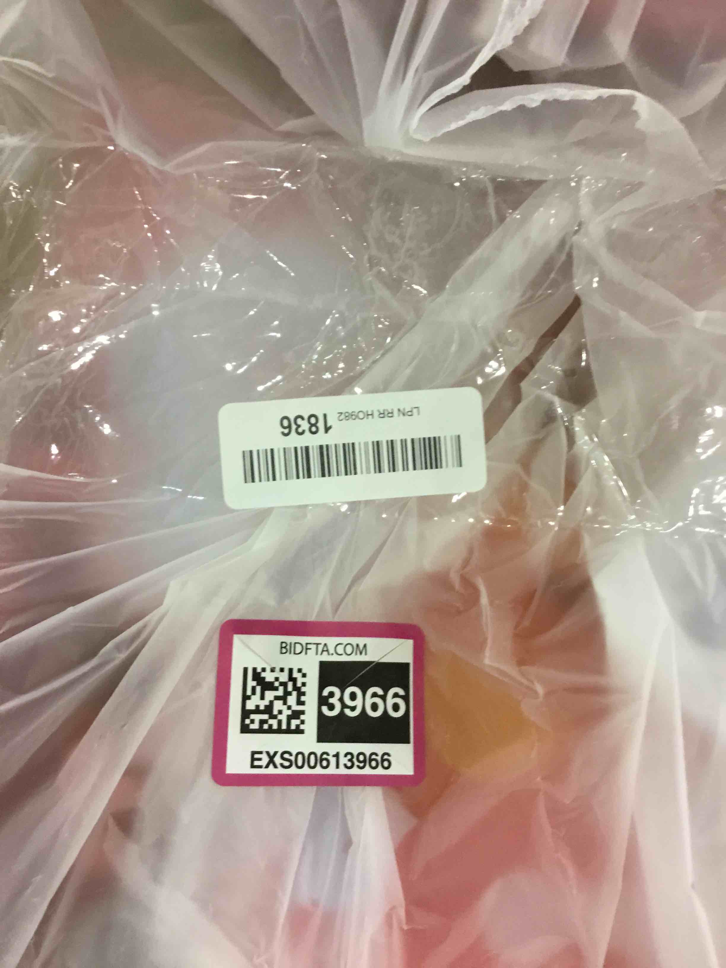 https://s3.amazonaws.com/lotting-images-prod/BargainHunt/EXS00613966_1707482109729.jpeg