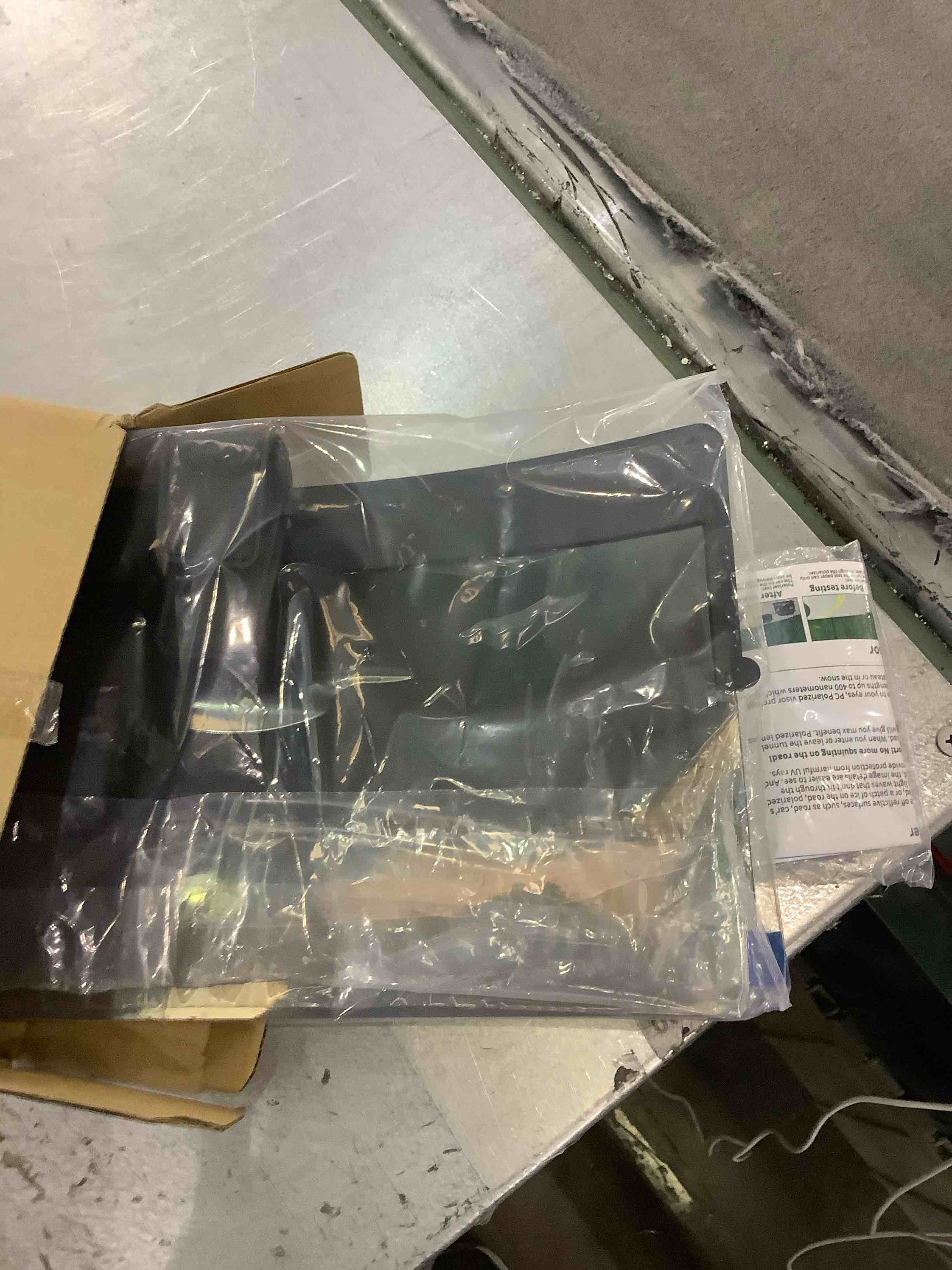 https://s3.amazonaws.com/lotting-images-prod/BargainHunt/EXS00650353_1707227506599.jpeg