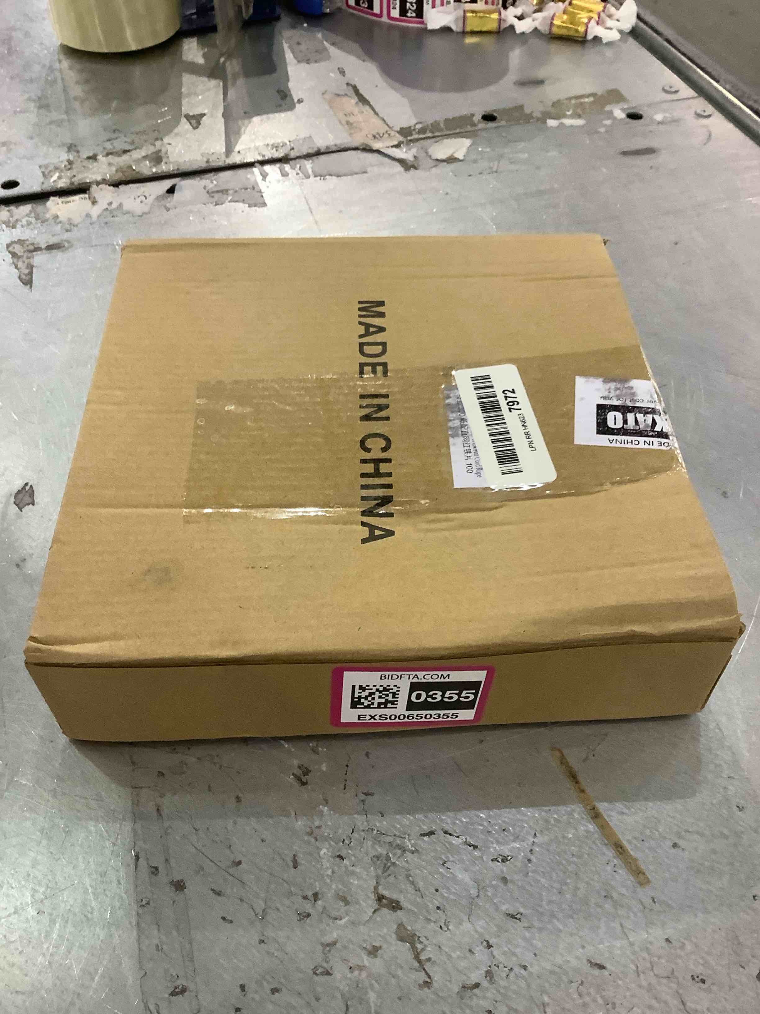 https://s3.amazonaws.com/lotting-images-prod/BargainHunt/EXS00650355_1707226282811.jpeg