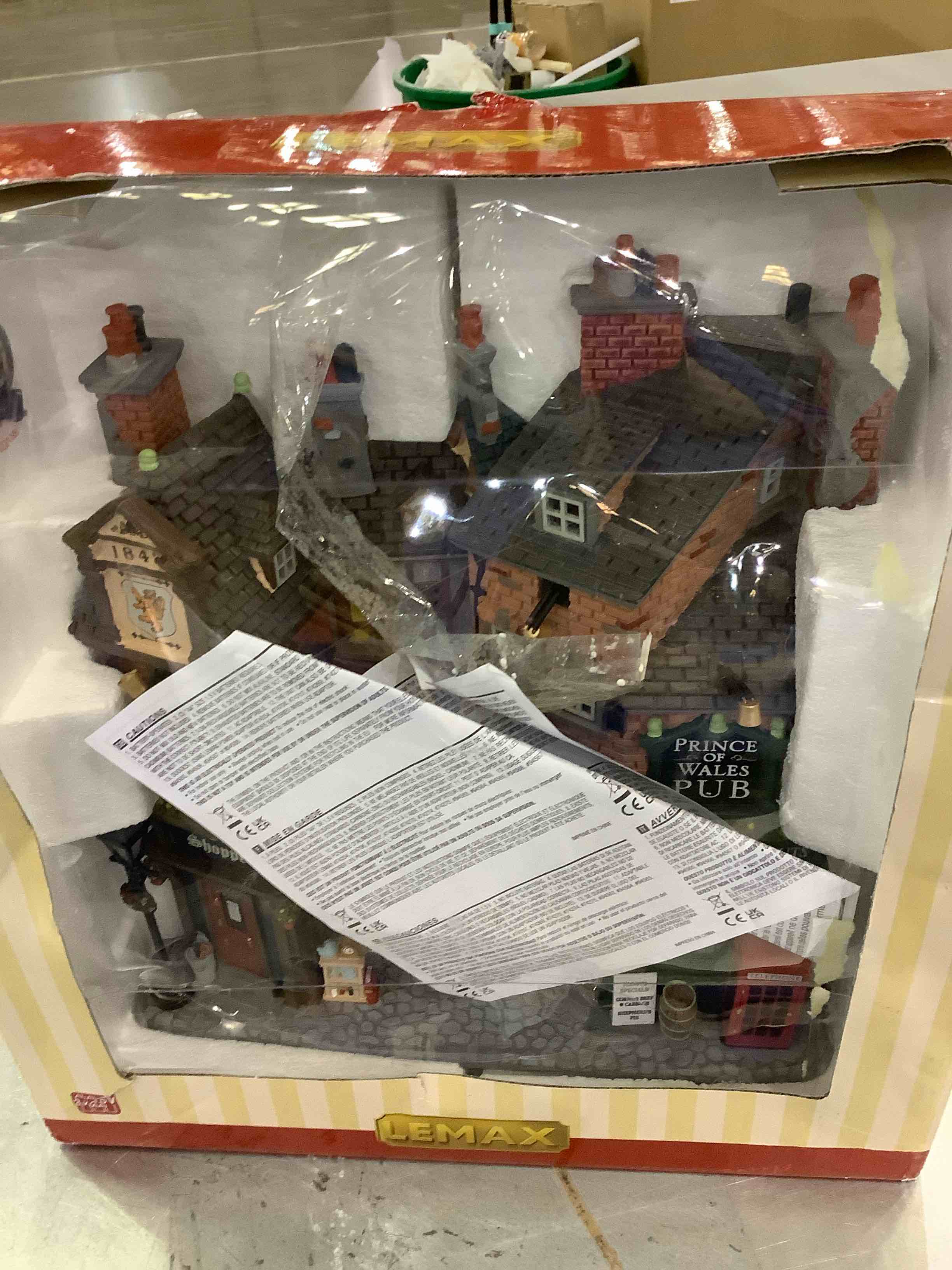 lemax Essex street facade