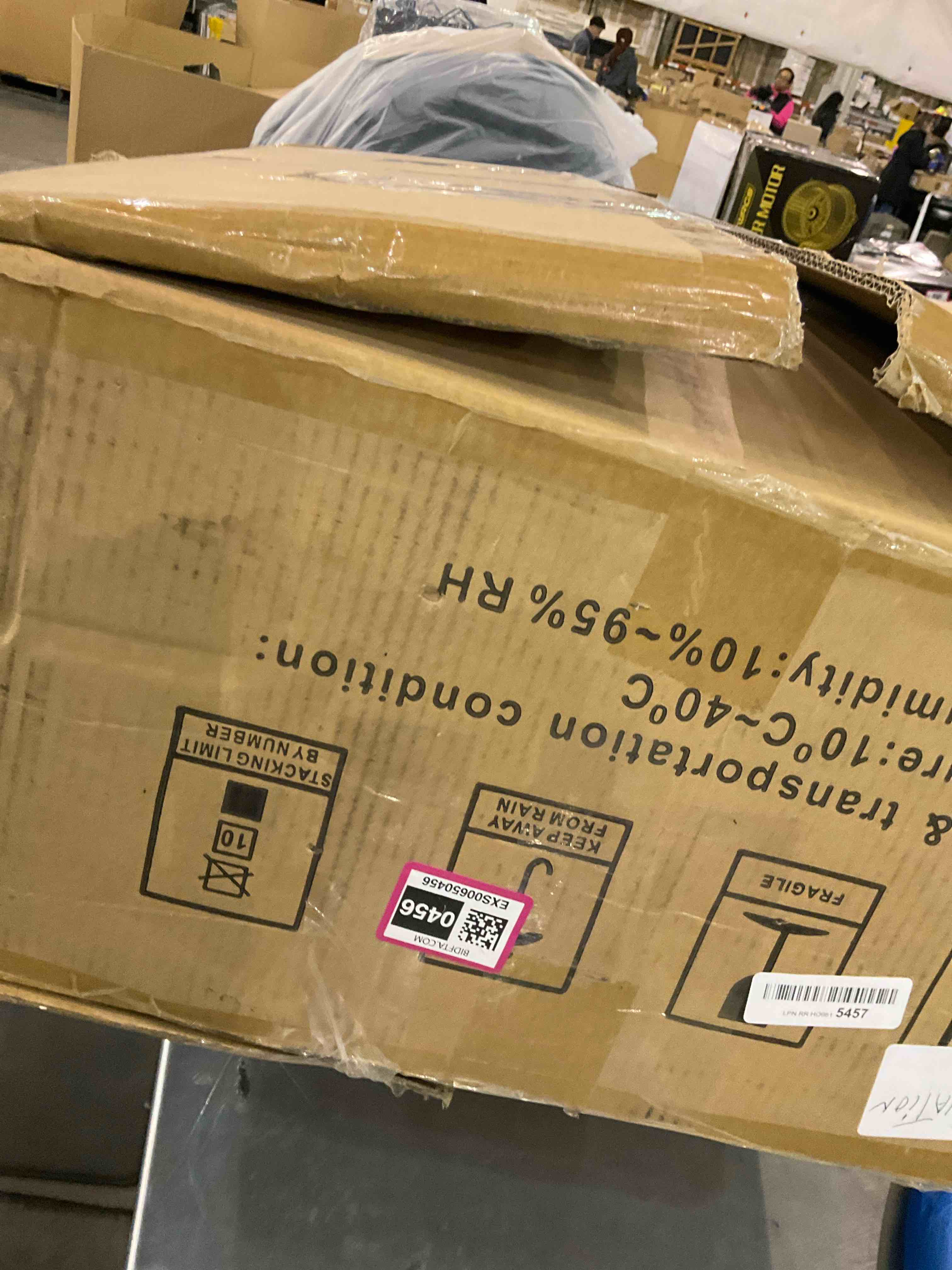 https://s3.amazonaws.com/lotting-images-prod/BargainHunt/EXS00650456_1707508311488.jpeg