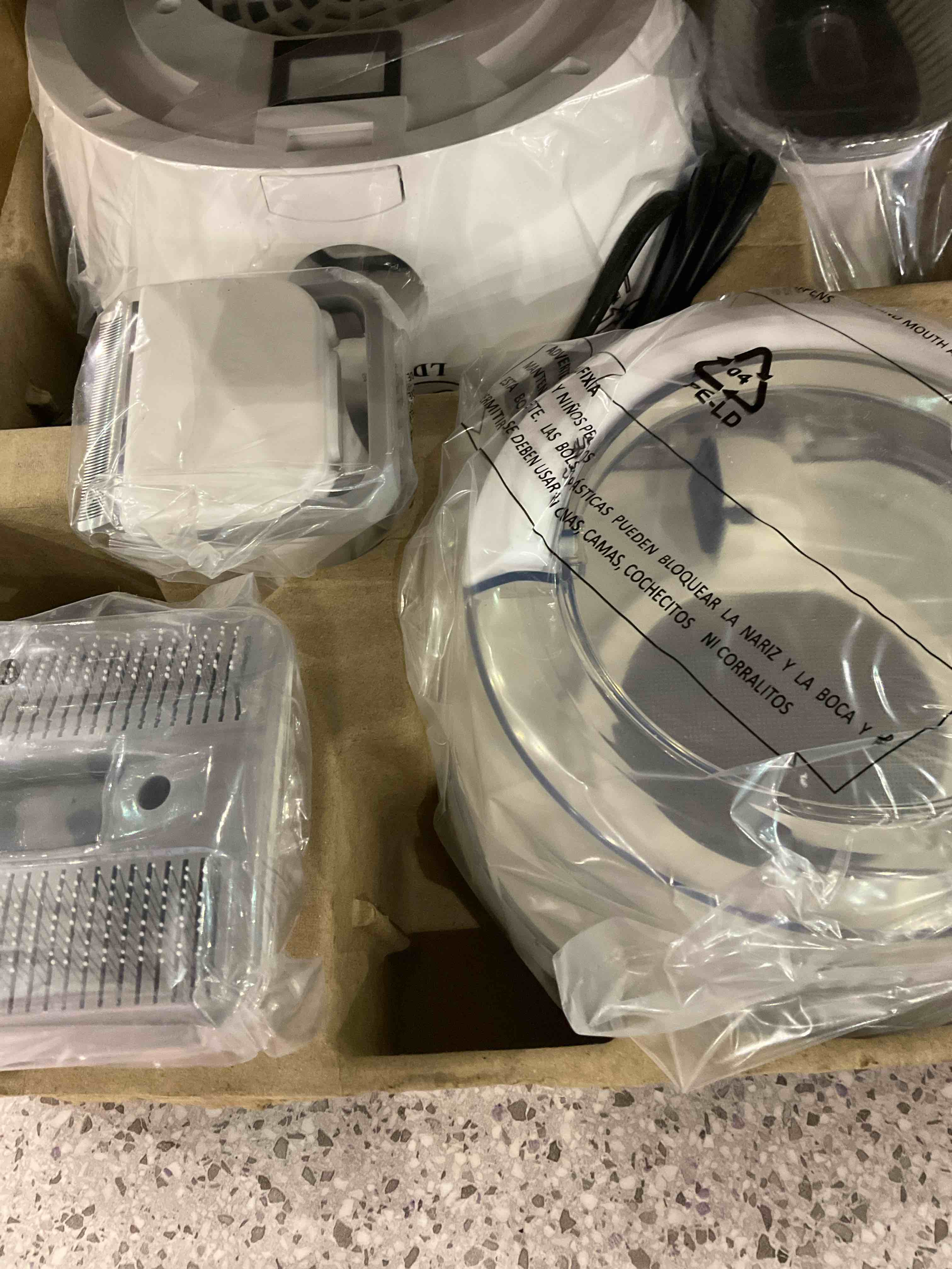 https://s3.amazonaws.com/lotting-images-prod/BargainHunt/EXS00650720_1708604267258.jpeg